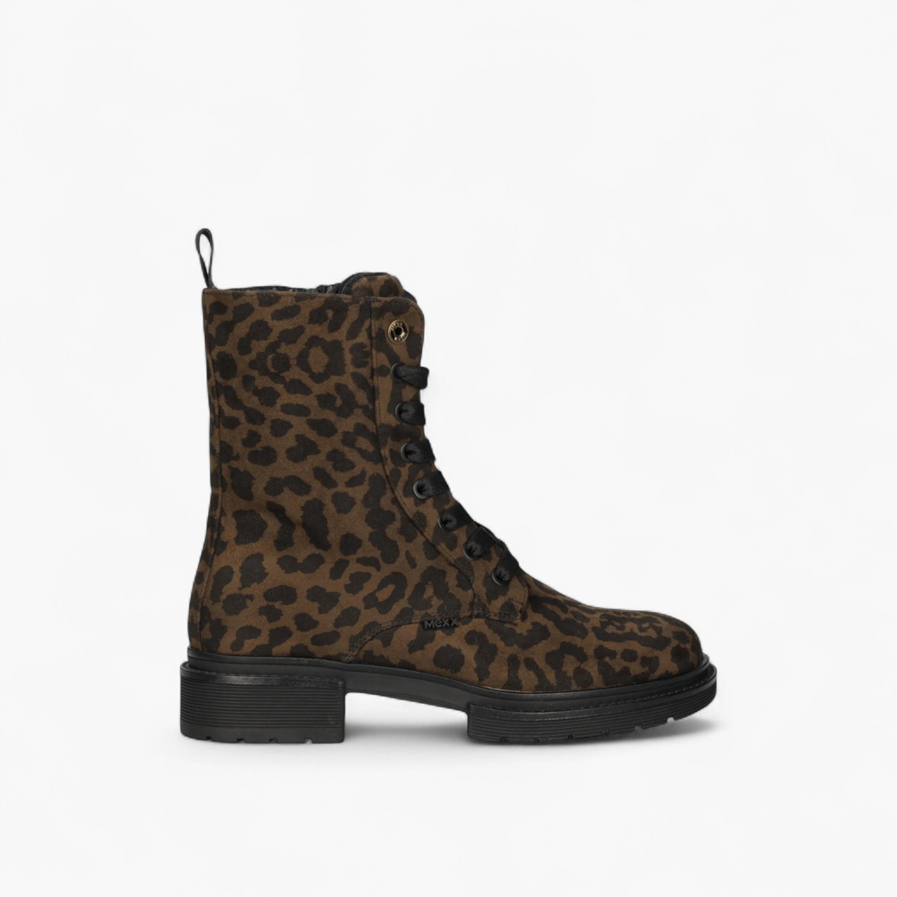 بوت طول الكاحل برباط وطبعات حيوانات من مكس-women-shoes-boots-image-2