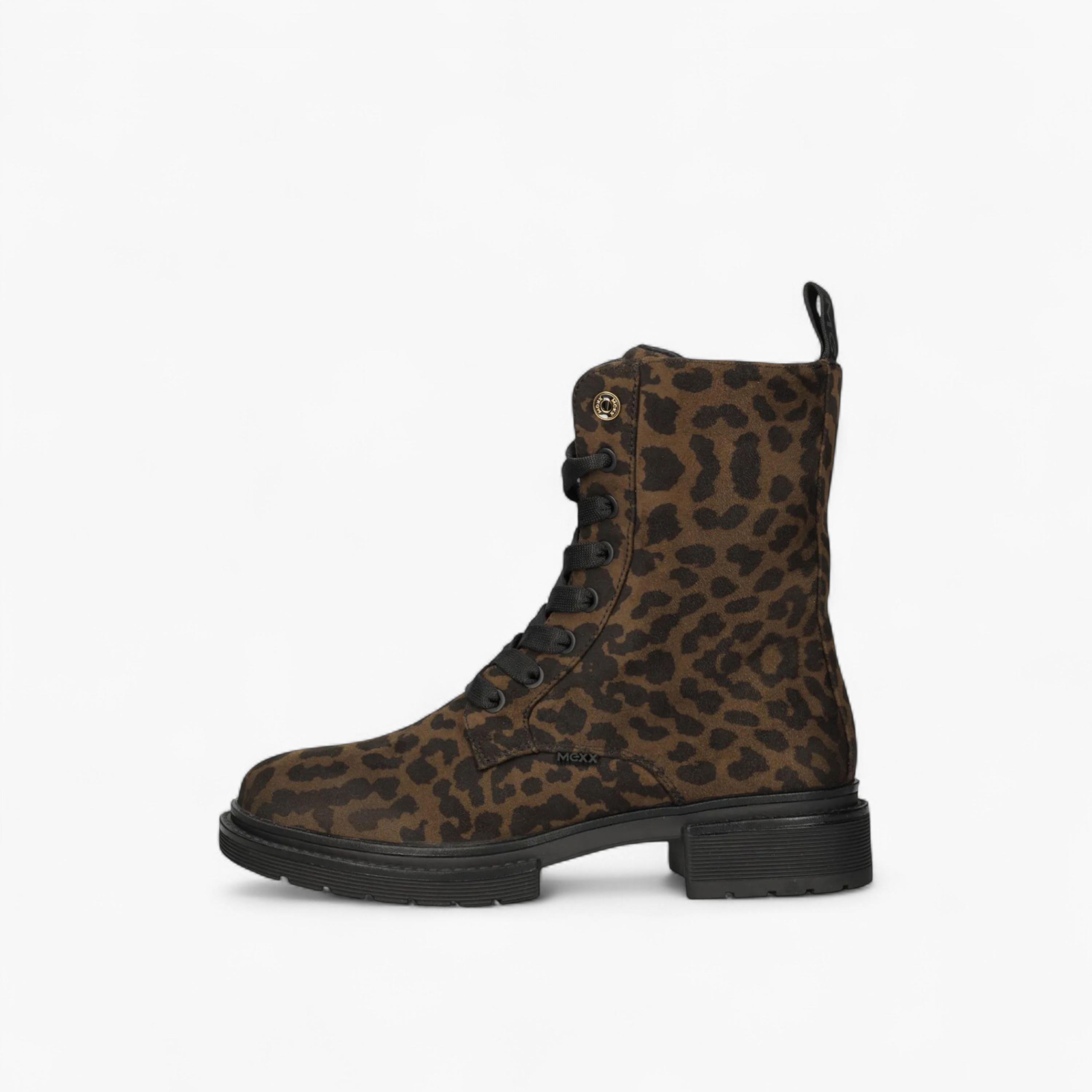 بوت طول الكاحل برباط وطبعات حيوانات من مكس-women-shoes-boots-image-7