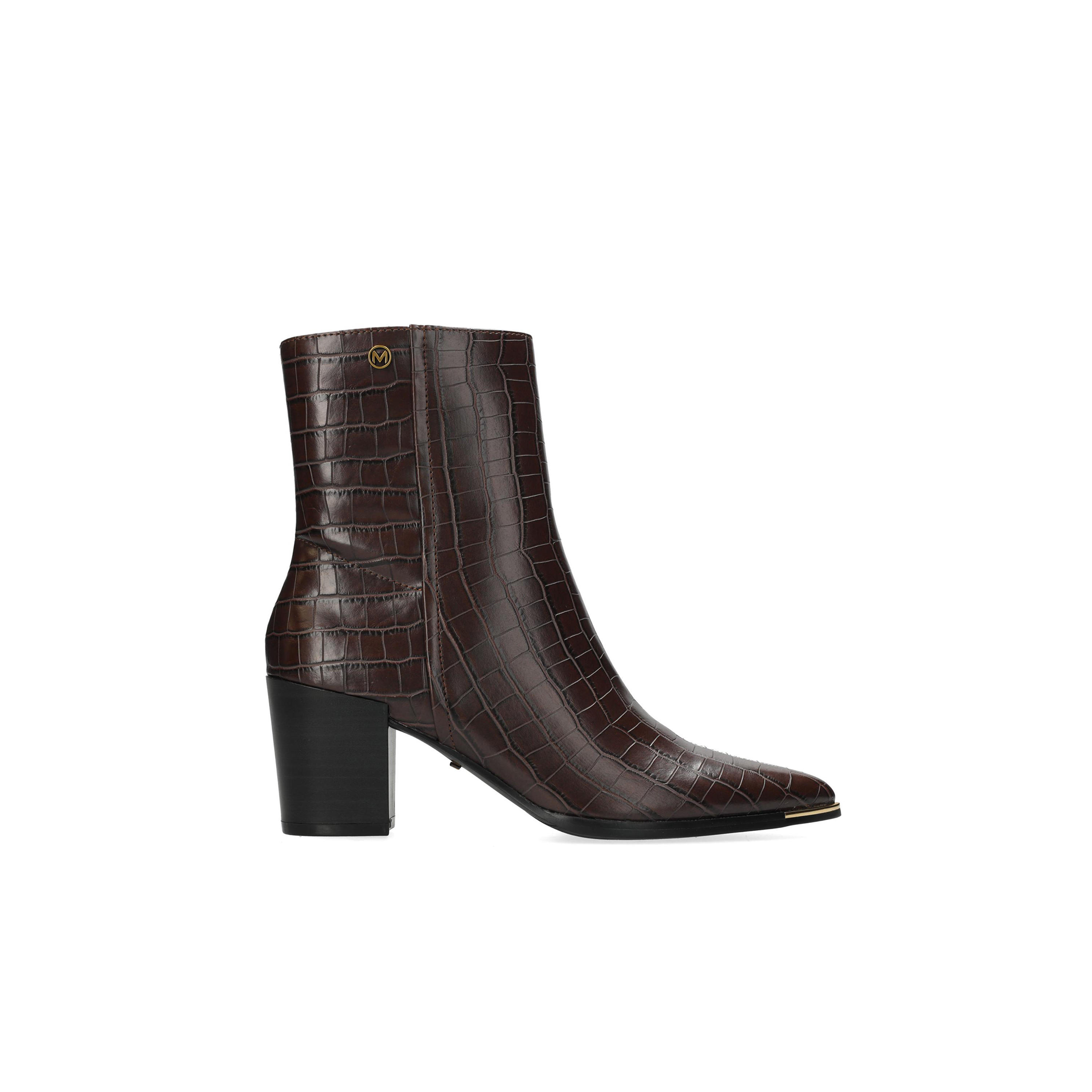 بوت بارز الملمس بطول الكاحل وبكعب عريض وسحاب إغلاق من ميكس-women-shoes-boots-image-2