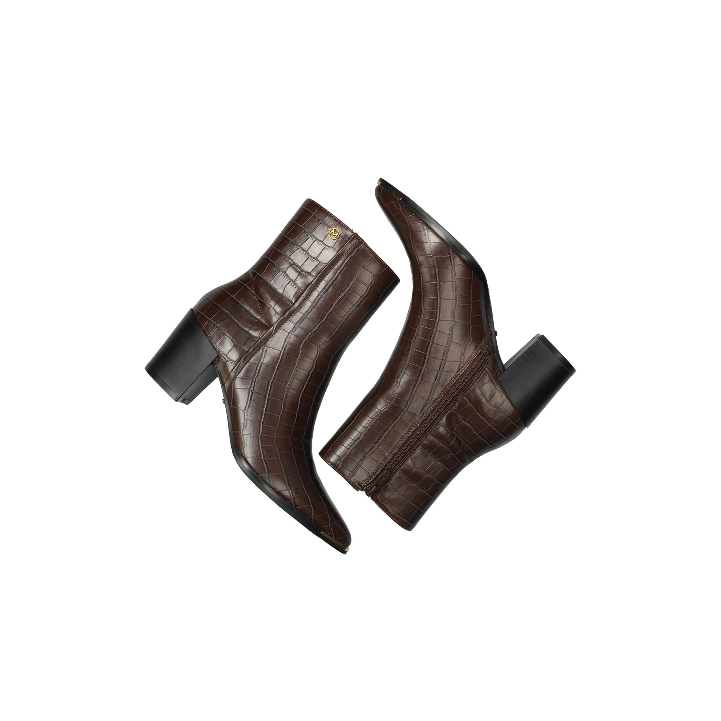 بوت بارز الملمس بطول الكاحل وبكعب عريض وسحاب إغلاق من ميكس-women-shoes-boots-image-5
