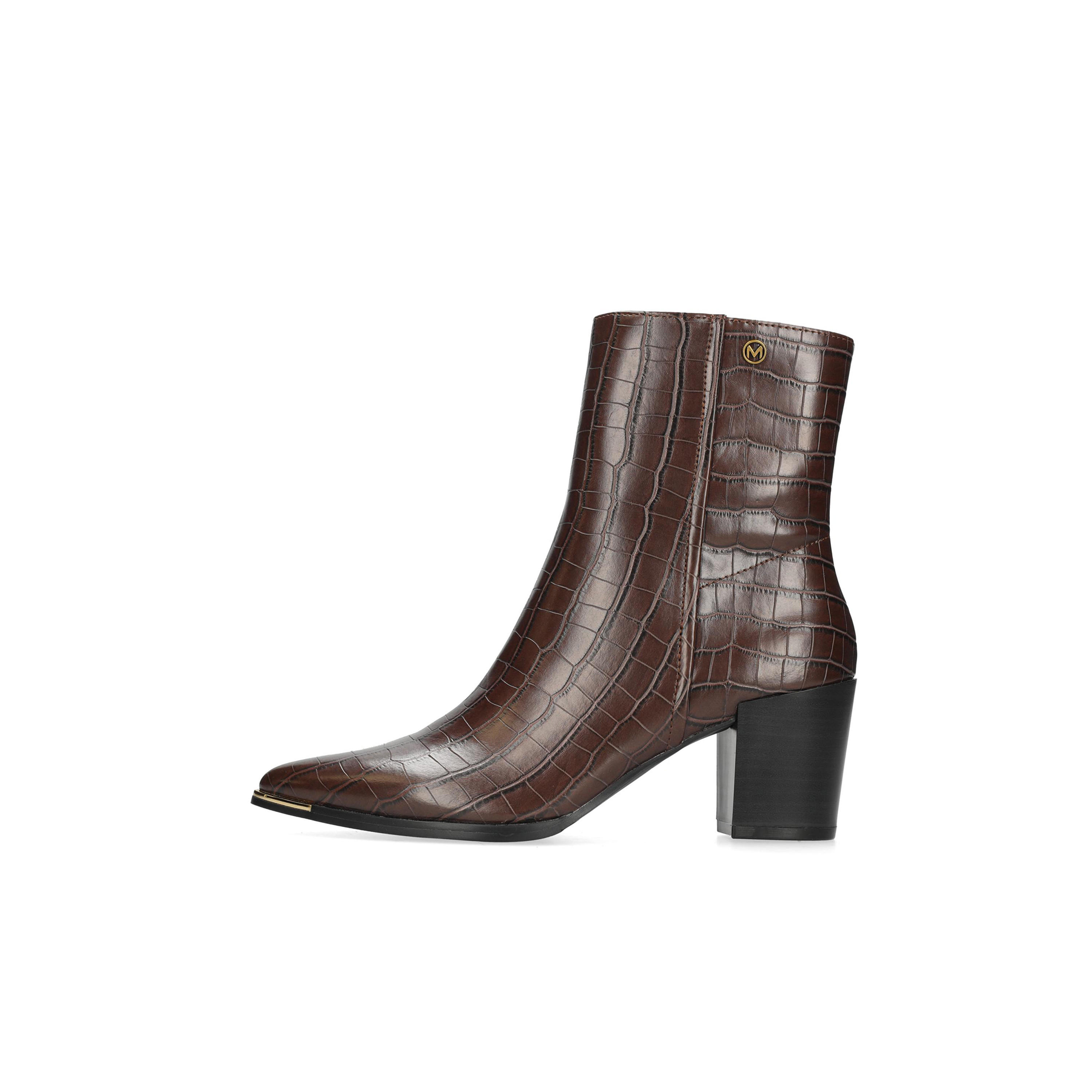 بوت بارز الملمس بطول الكاحل وبكعب عريض وسحاب إغلاق من ميكس-women-shoes-boots-image-7