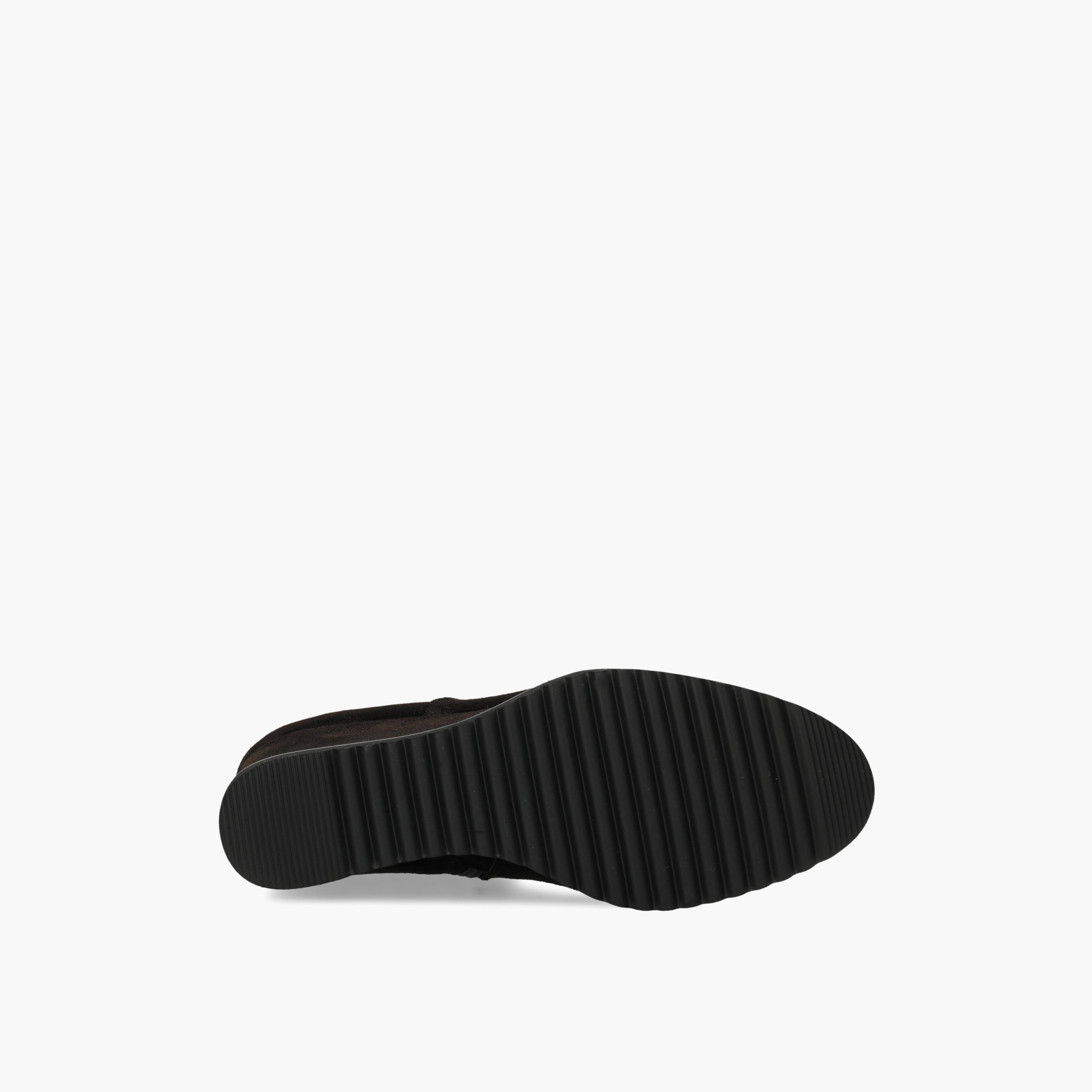 بوت بكاحل للنساء بكعب ويدج وملمس بارز من مكس-women-shoes-boots-image-6