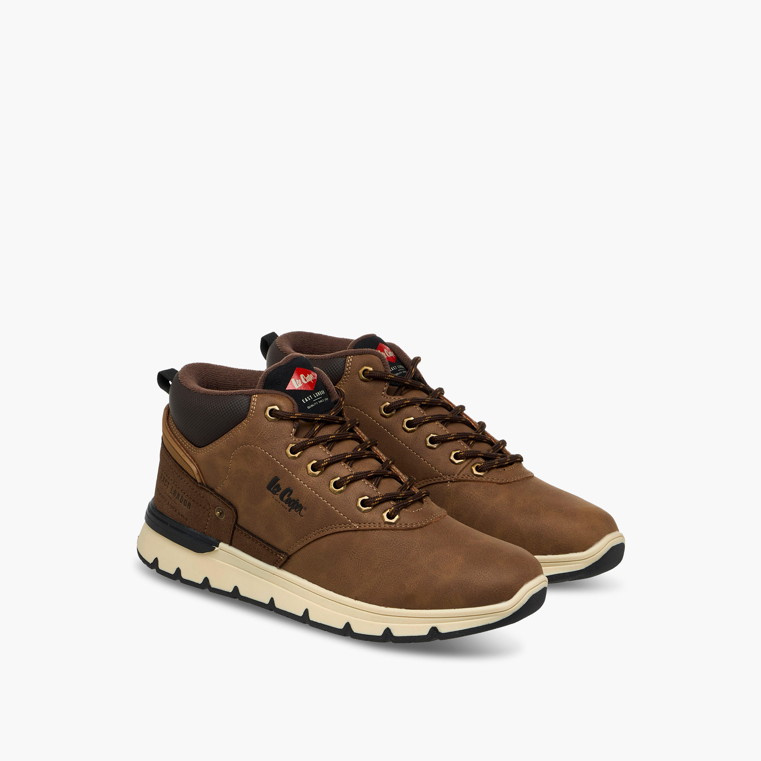 بوت تشوكا بألواح ورباط إغلاق للرجال من لي كوبر-men-shoes-boots-image-1