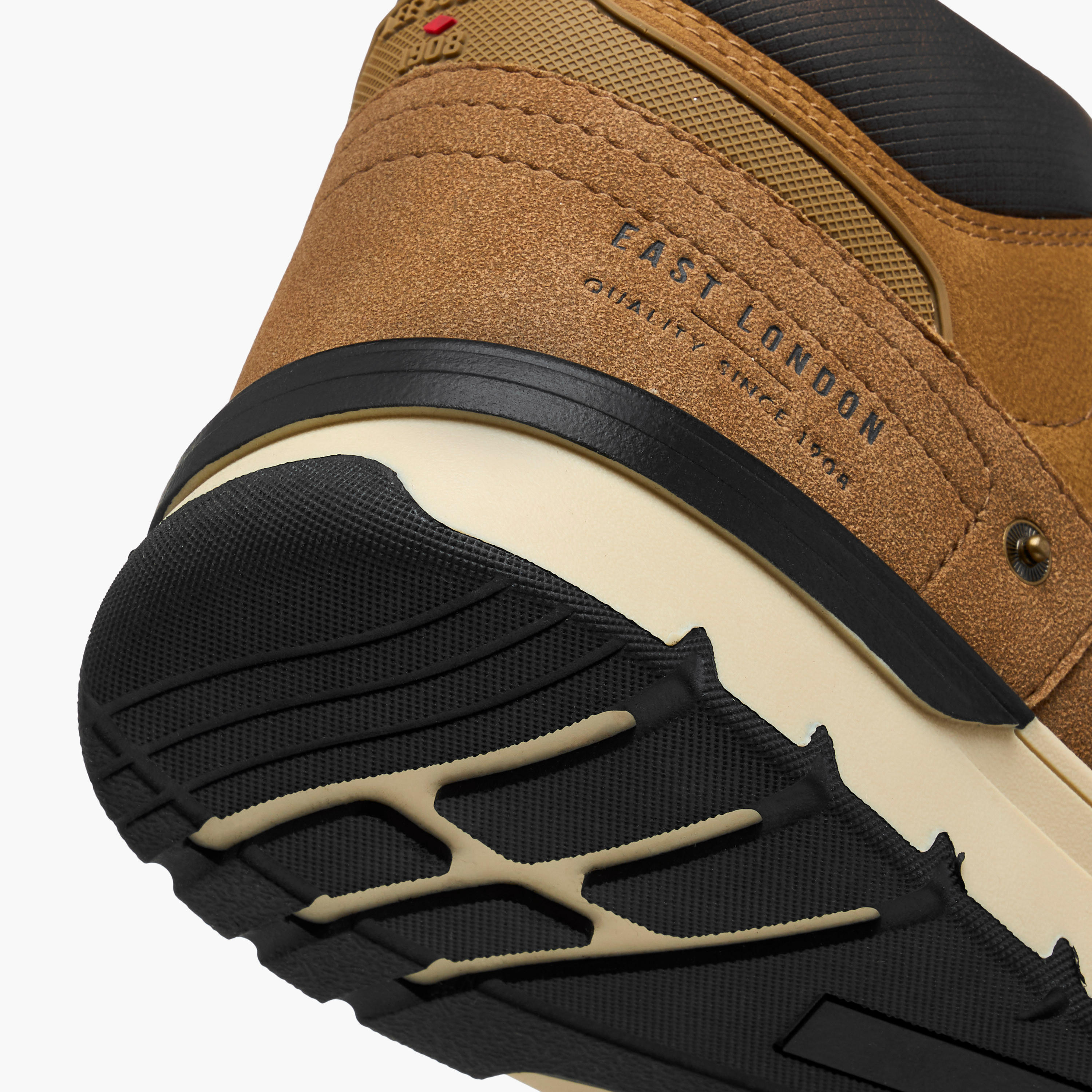 بوت تشوكا بألواح ورباط إغلاق للرجال من لي كوبر-men-shoes-boots-image-5