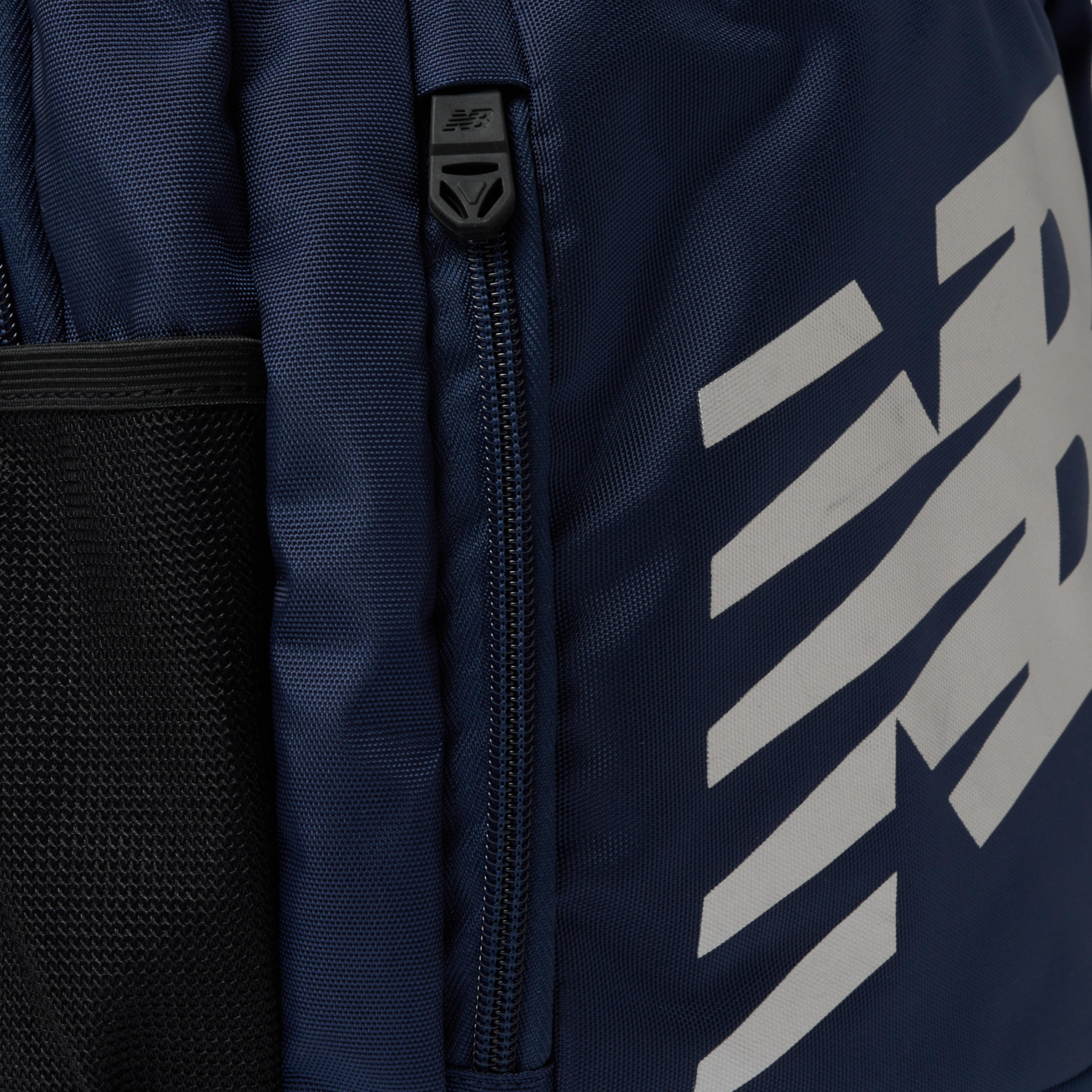 شنطة ظهر مدرسية بطبعات شعار مع مقلمة من نيو بالانس - 14x28x43 سم-boys-accessories-bagsandbackpacks-image-5