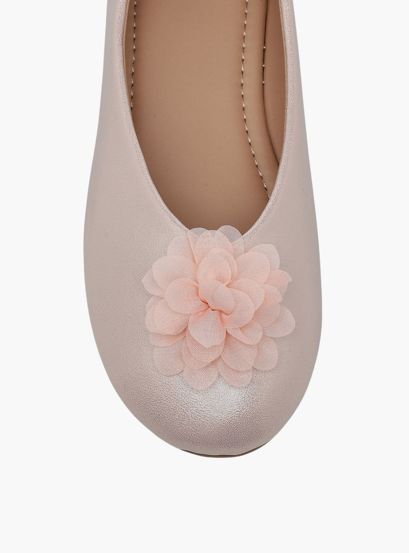 حذاء باليرينا بزينة أزهار للبنات من فلورا بيلا-girls-shoes-ballerinas-image-4