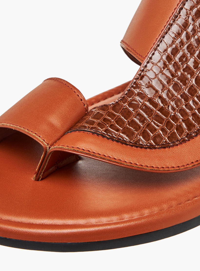 Al Waha Men Toe Loop Detail Arabic Sandals-men-shoes-sandals-image-4