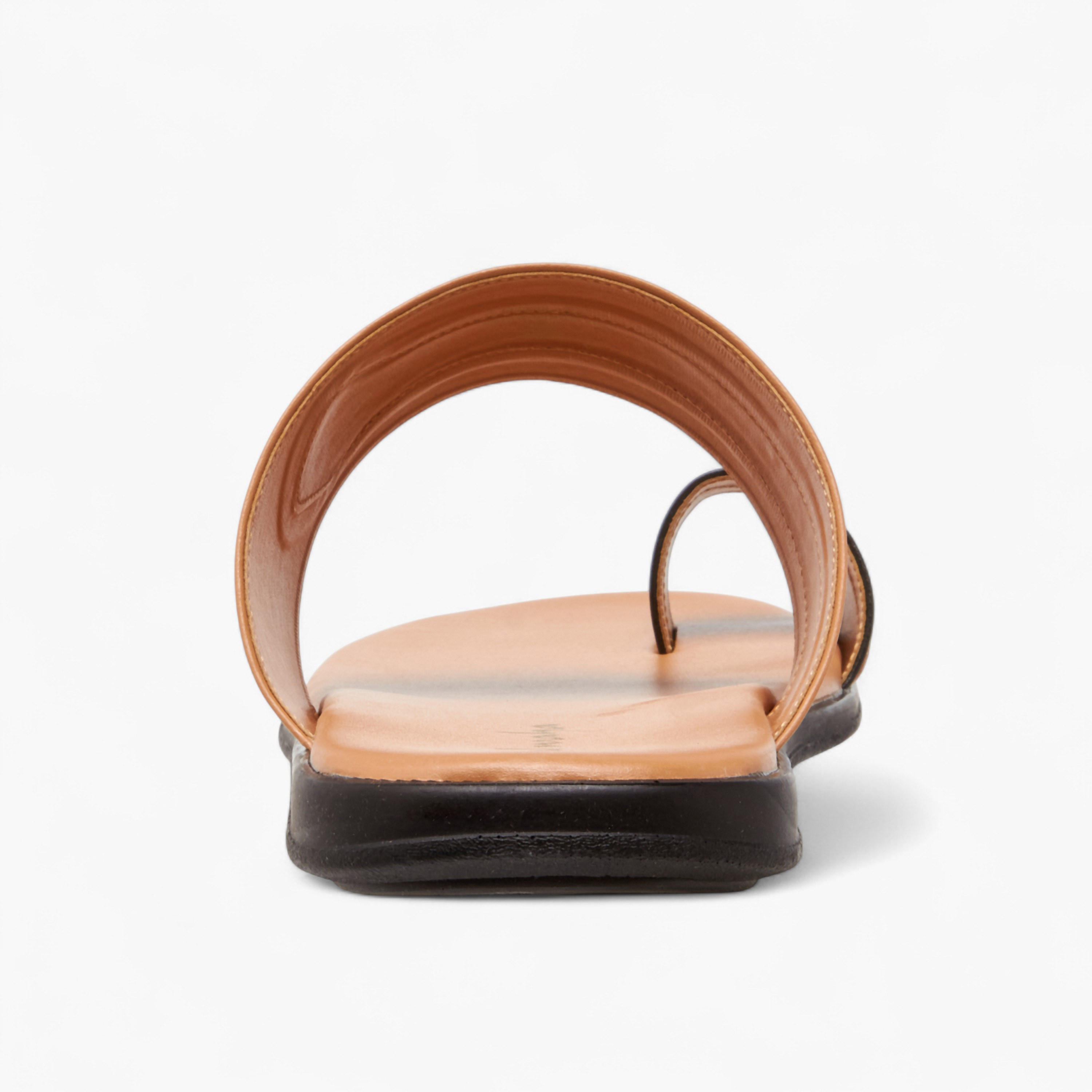 صندل عربي بتفاصيل حلقة إصبع وبقوالب ملونة للرجال من الواحة-men-shoes-sandals-image-5