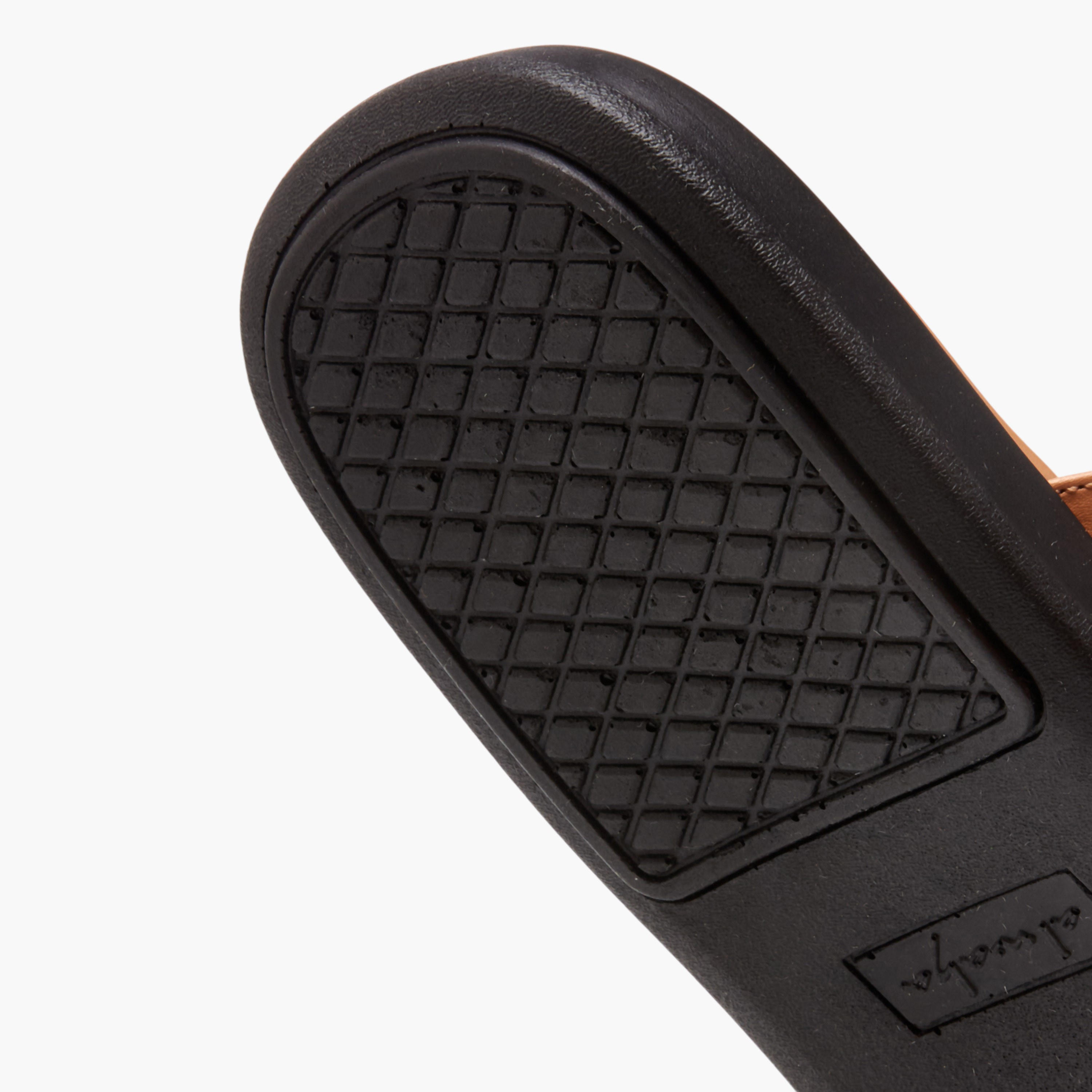 صندل عربي بتفاصيل حلقة إصبع وبقوالب ملونة للرجال من الواحة-men-shoes-sandals-image-6