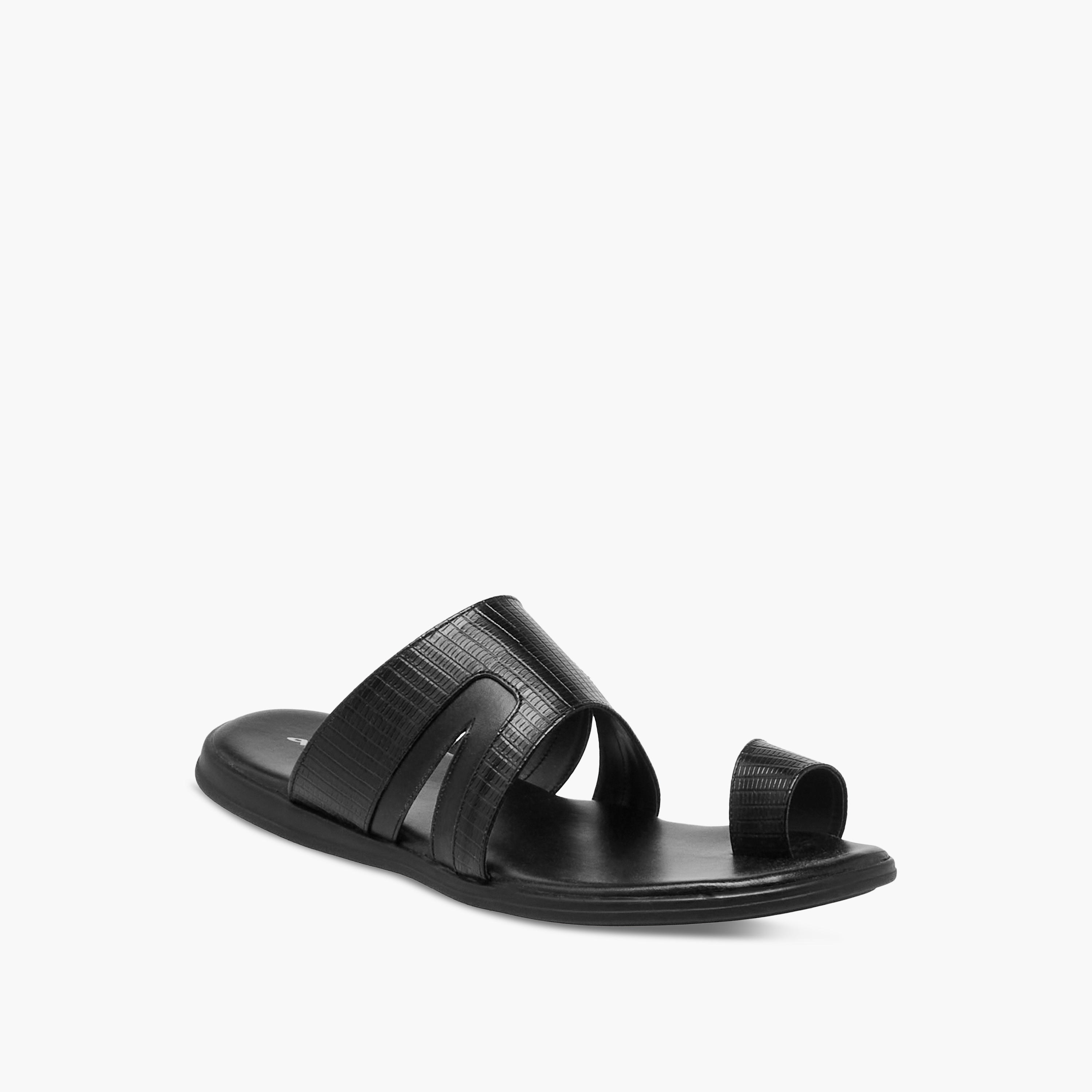 صندل عربي بتفاصيل حلقة إصبع للرجال من الواحة-men-shoes-sandals-image-2