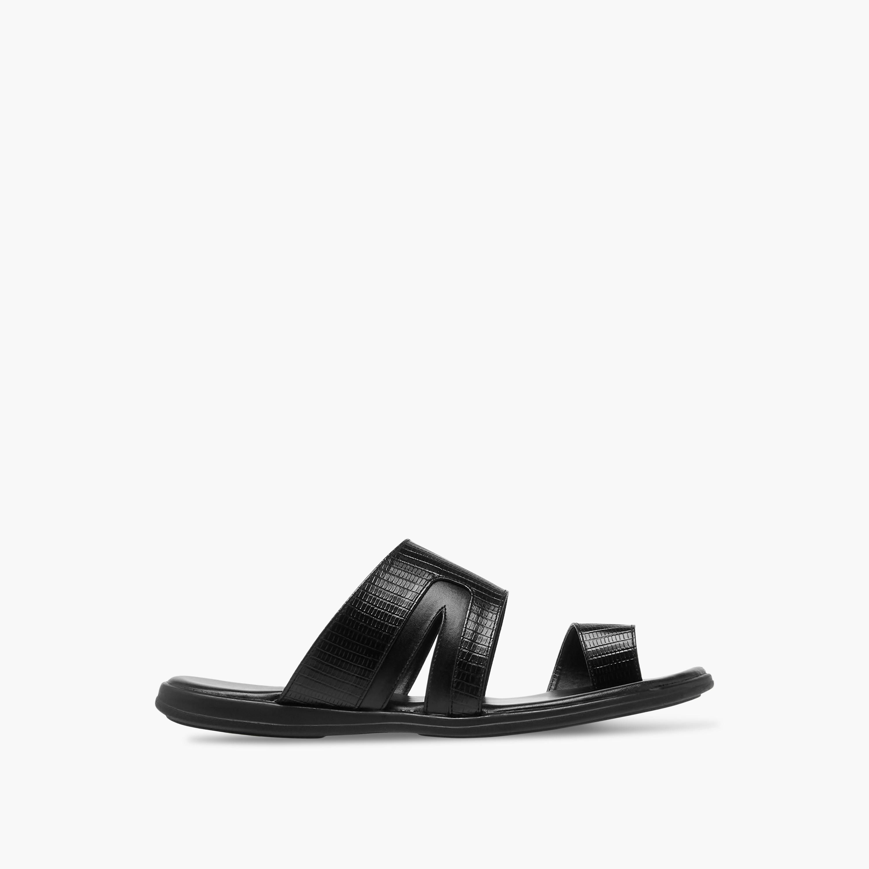 صندل عربي بتفاصيل حلقة إصبع للرجال من الواحة-men-shoes-sandals-image-3