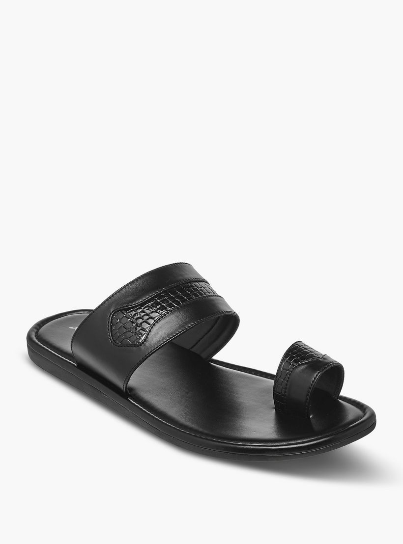 صندل عربي بتفاصيل حلقة إصبع للرجال من الواحة-men-shoes-sandals-image-2