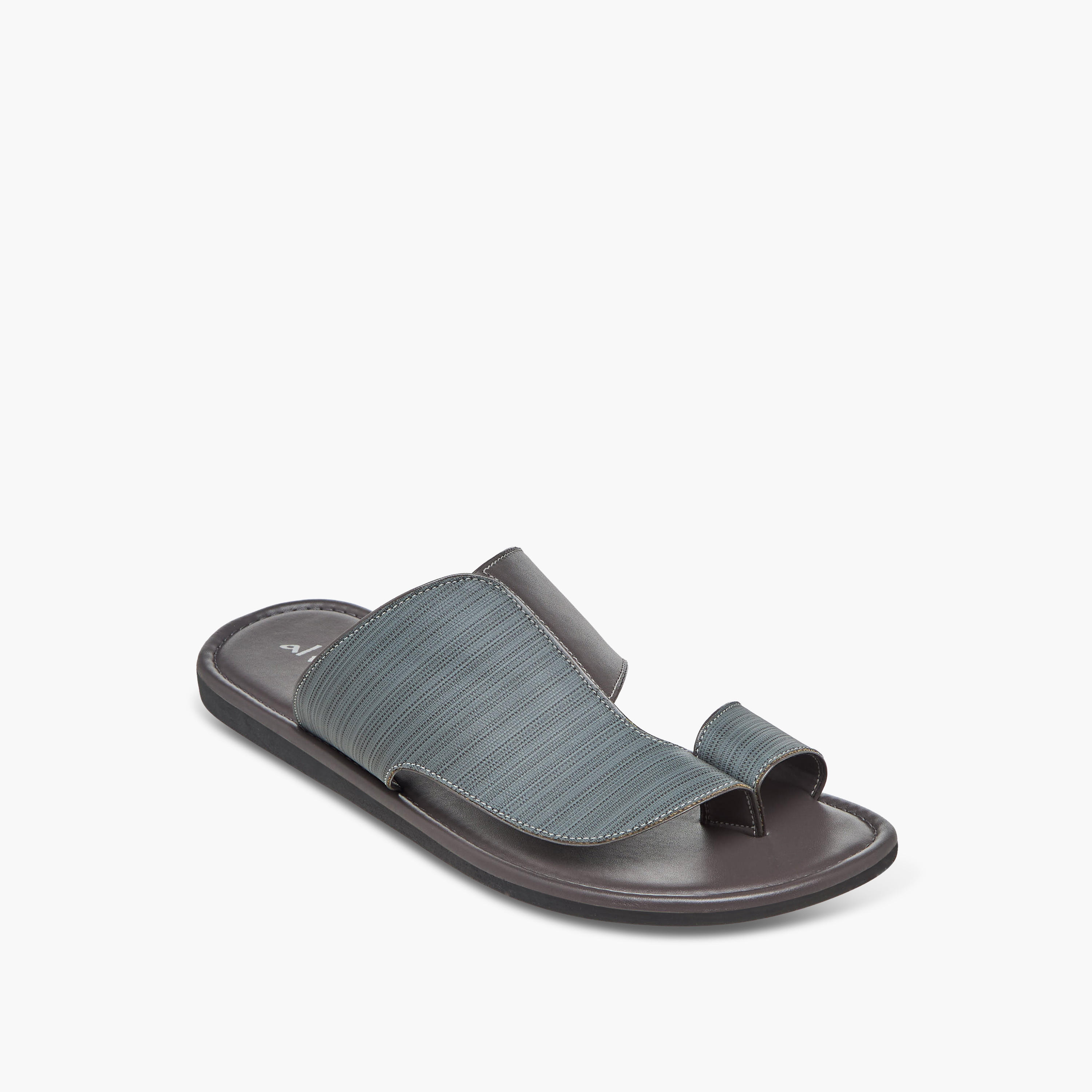 صندل عربي بتفاصيل حلقة إصبع للرجال من الواحة-men-shoes-sandals-image-2