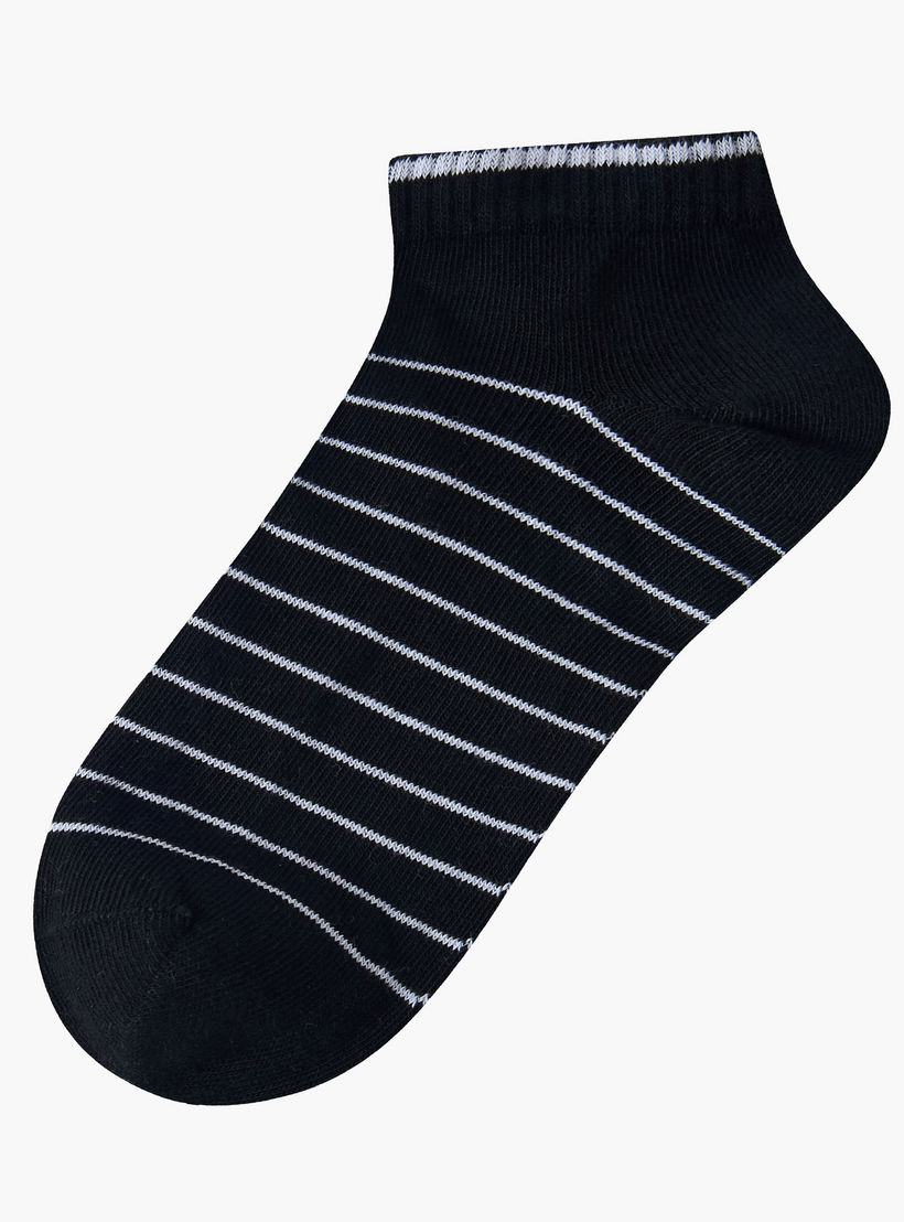 Celeste Pack of 7 Ankle Length Cotton Socks-women-socksandstockings-image-2