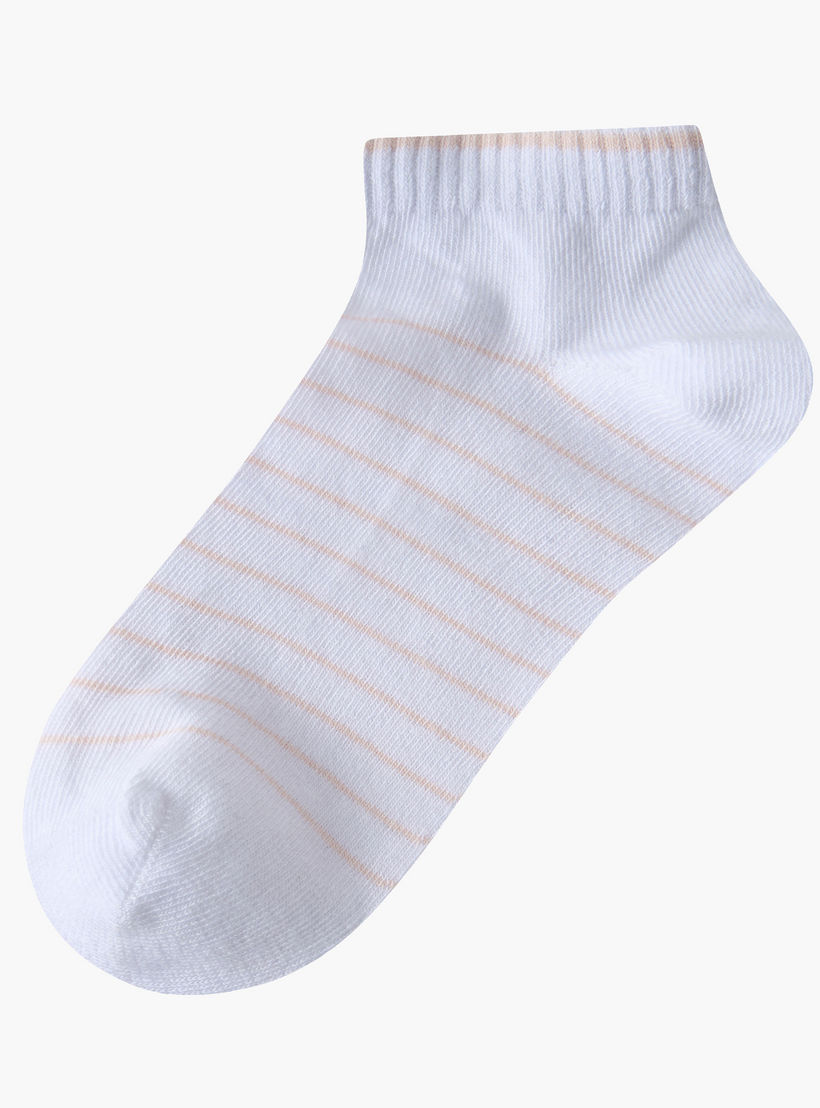 Celeste Pack of 7 Ankle Length Cotton Socks-women-socksandstockings-image-6