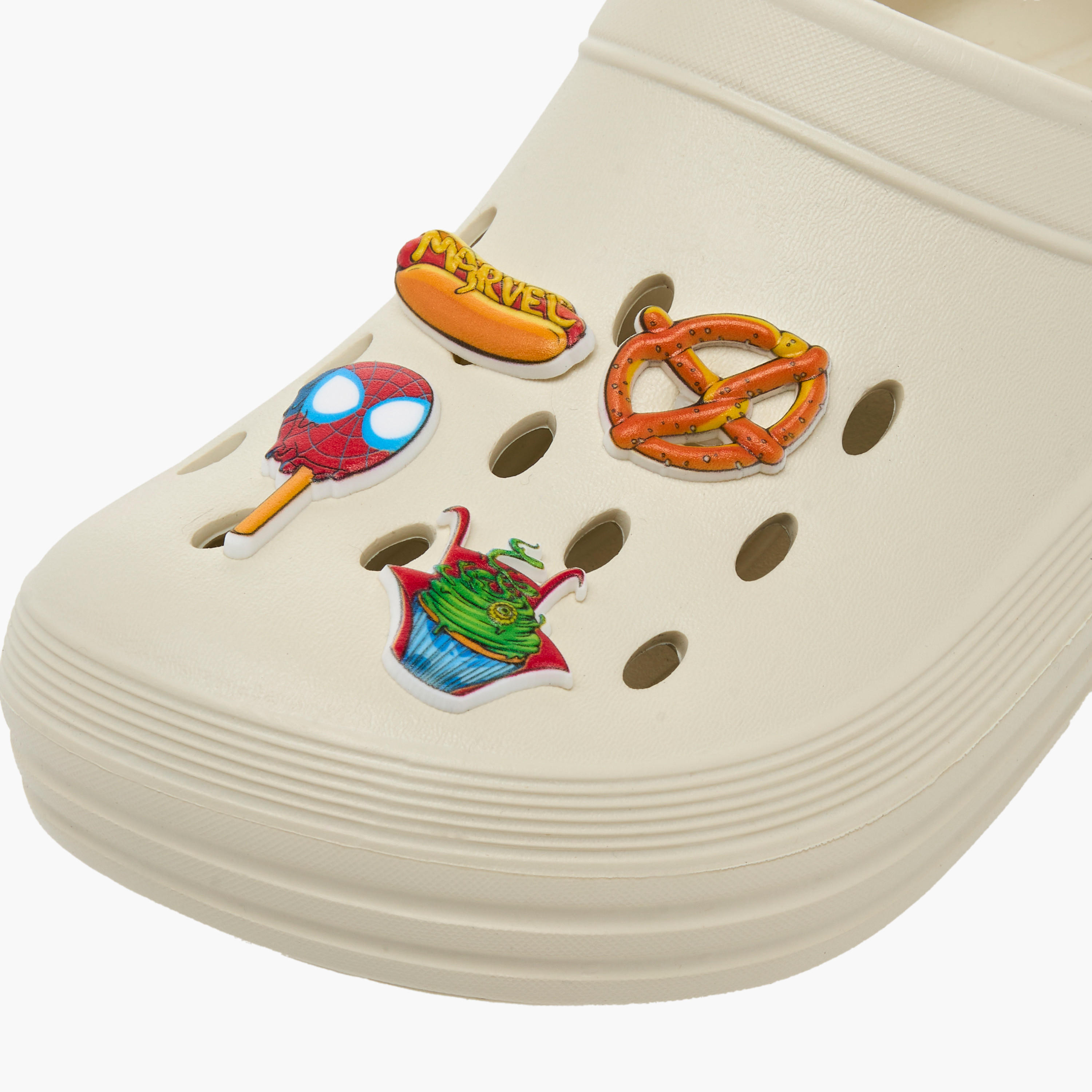 صندل كلوج بحزام خلفي وتفاصيل أفينجرز للأولاد-boys-shoes-sandals-image-7