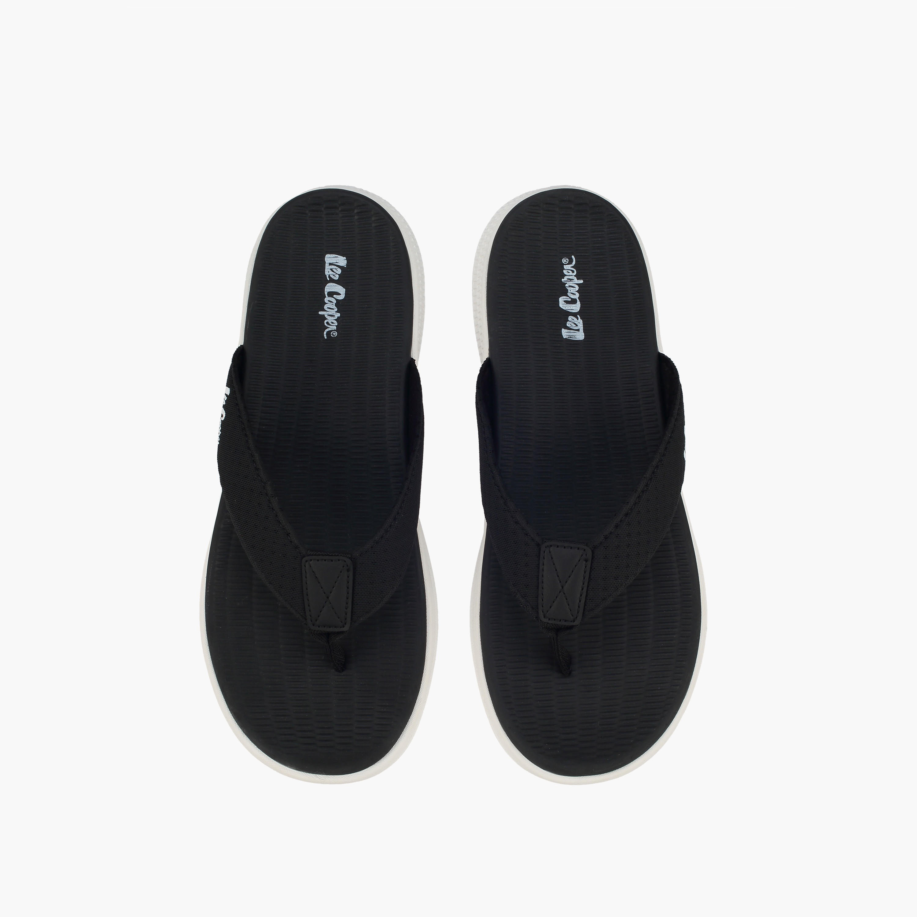 شبشب سهل الارتداء بإصبع للرجال من لي كوبر-men-shoes-flipflopsandslides-image-1
