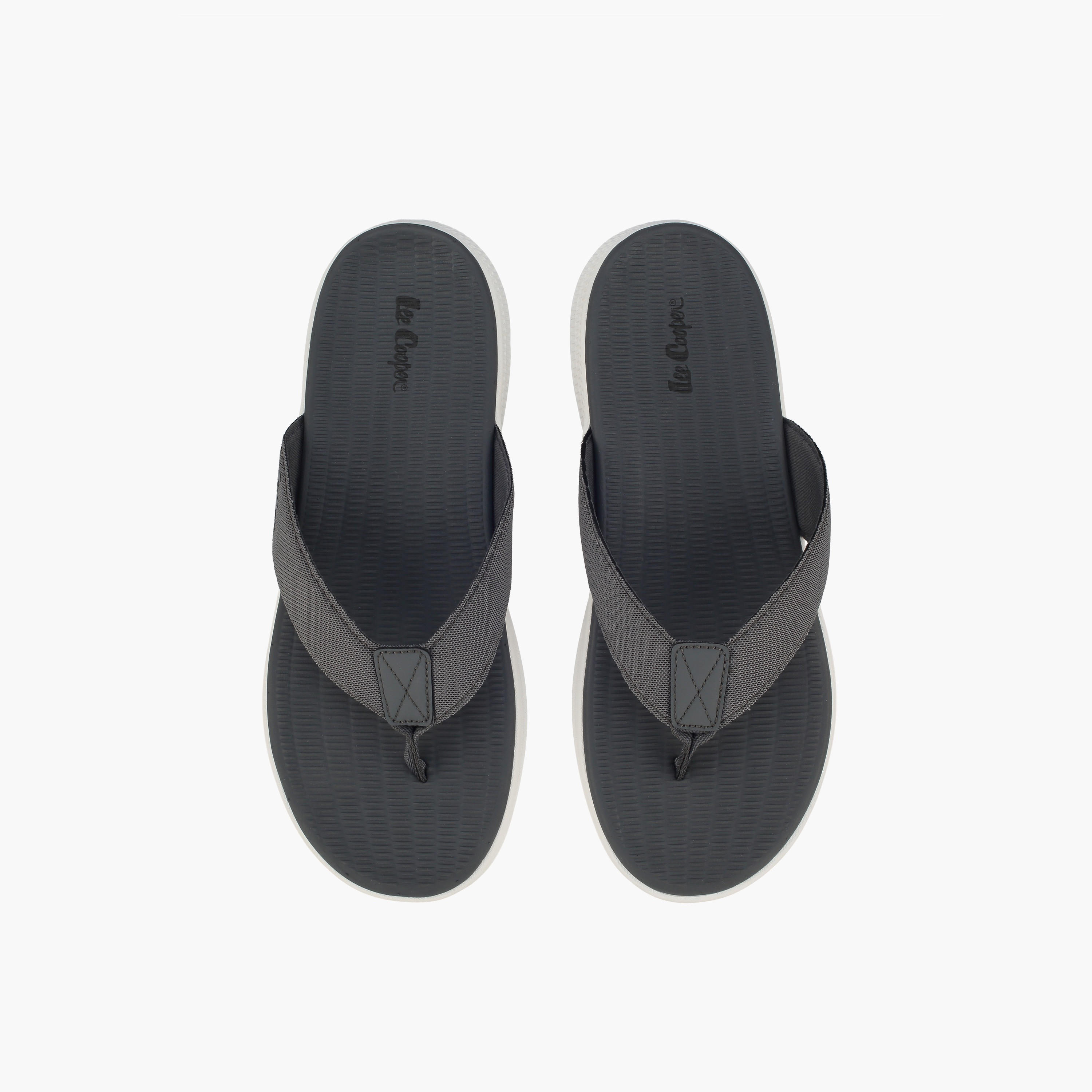 شبشب سهل الارتداء بإصبع للرجال من لي كوبر-men-shoes-flipflopsandslides-image-1