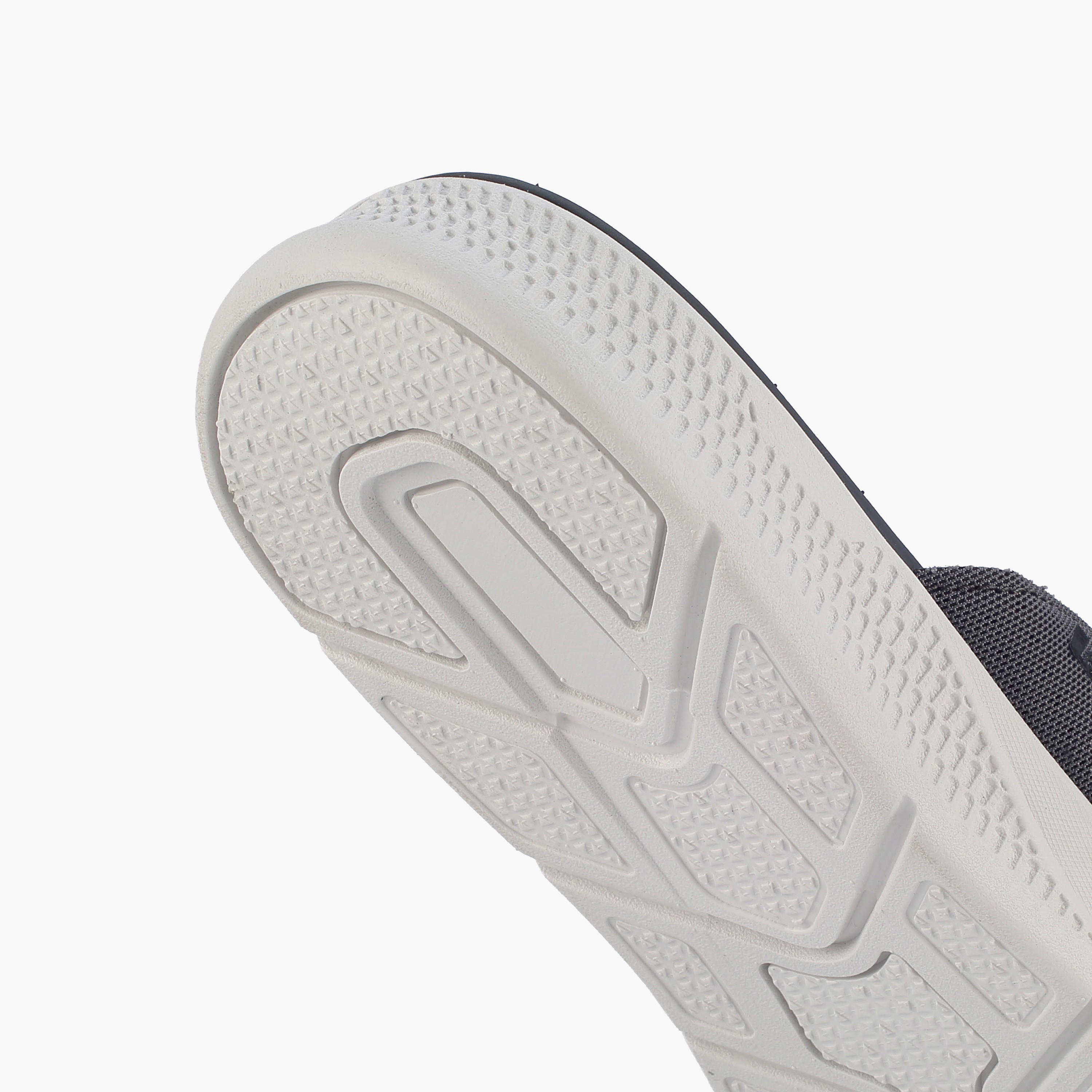 شبشب سهل الارتداء بإصبع للرجال من لي كوبر-men-shoes-flipflopsandslides-image-4