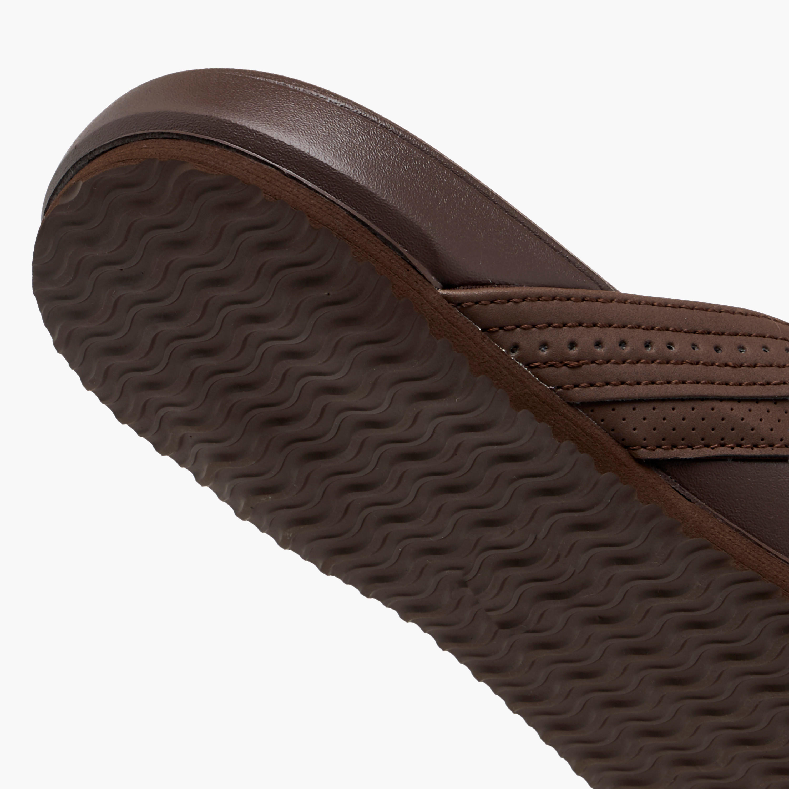 شبشب بارز الملمس بإصبع للرجال من لي كوبر-men-shoes-sandals-image-4