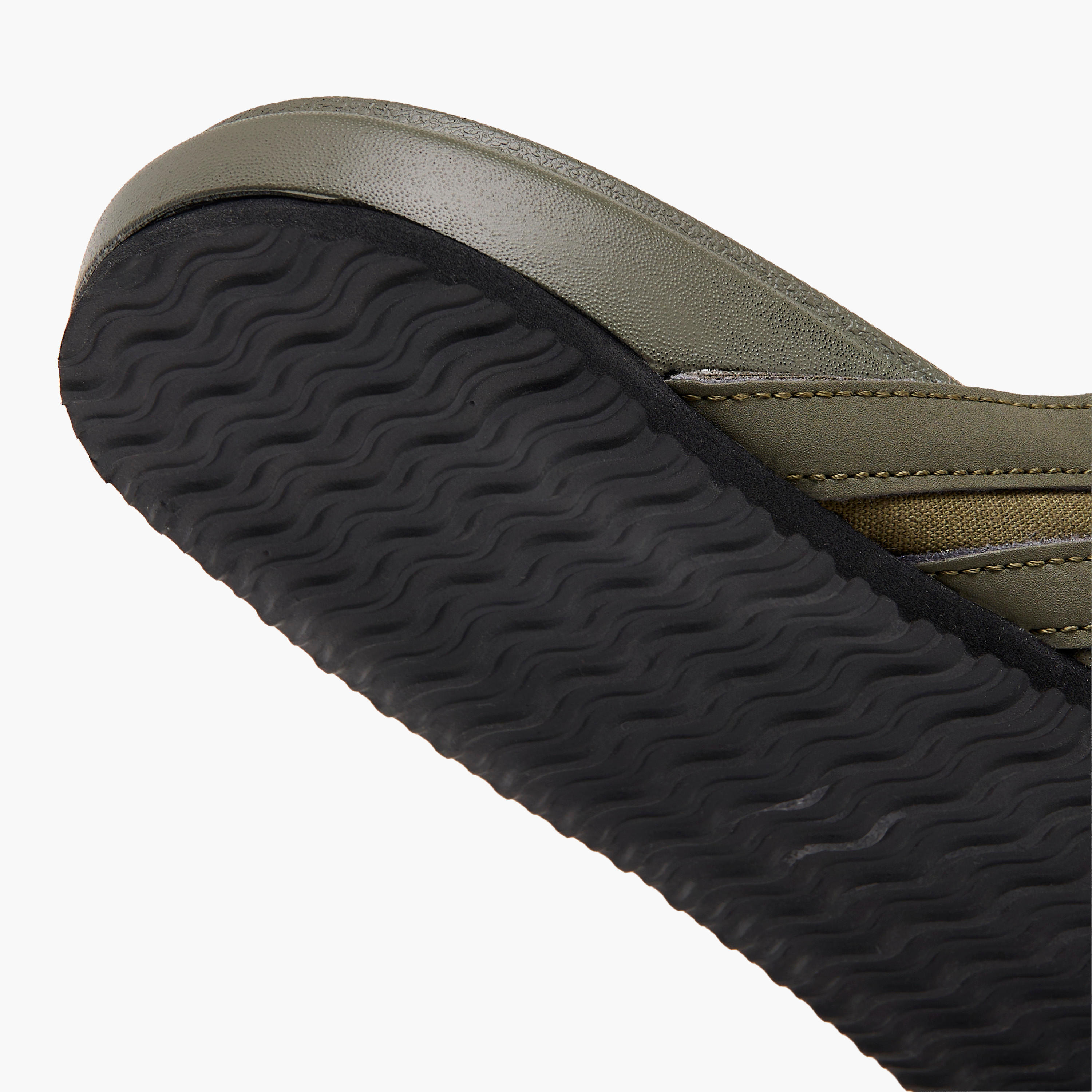 شبشب فليب فلوب سادة للرجال من لي كوبر-men-shoes-flipflopsandslides-image-4