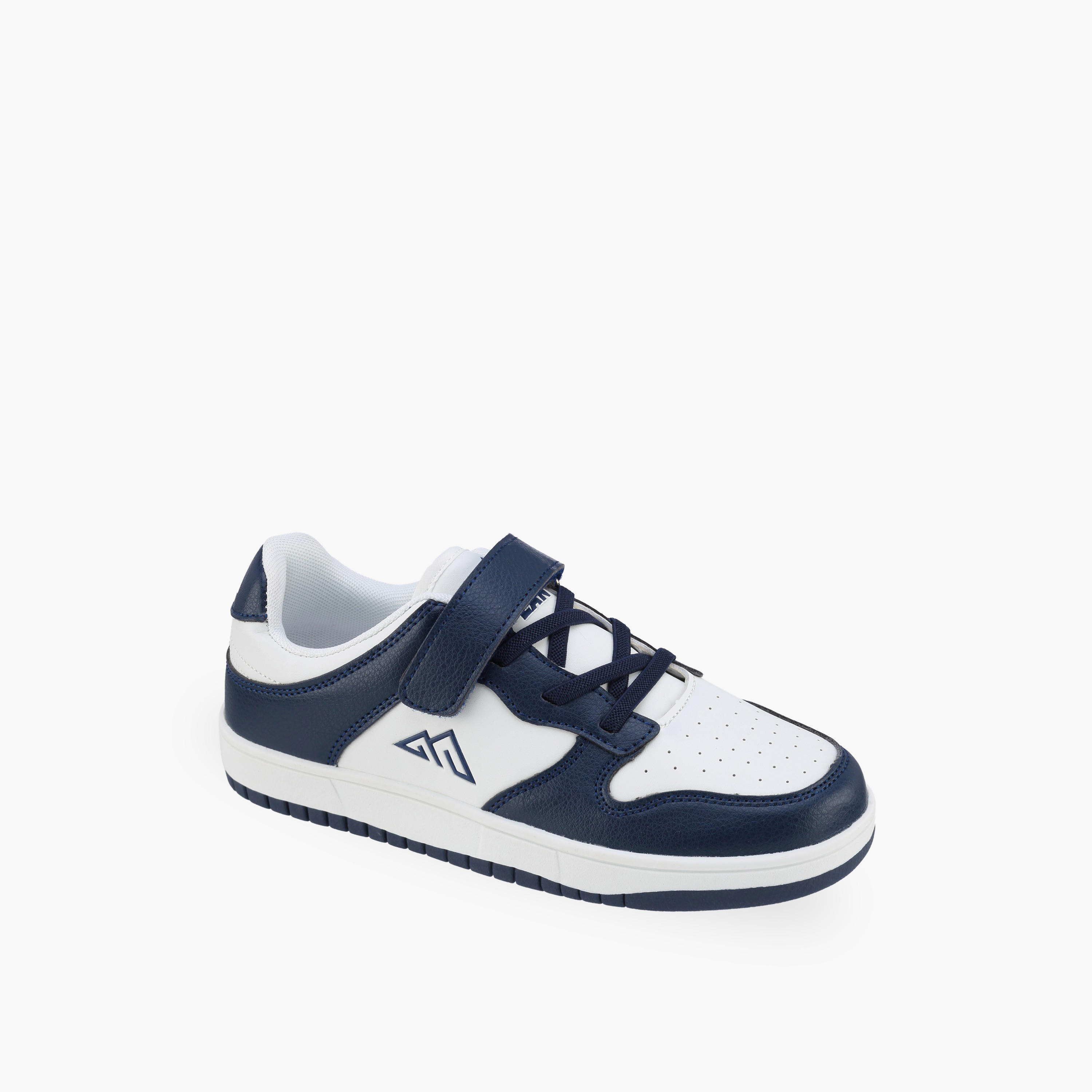 حذاء سنيكرز للأولاد بشريط لاصق من أوكلان بواسطة شو إكسبريس-boys-shoes-sneakers-image-2
