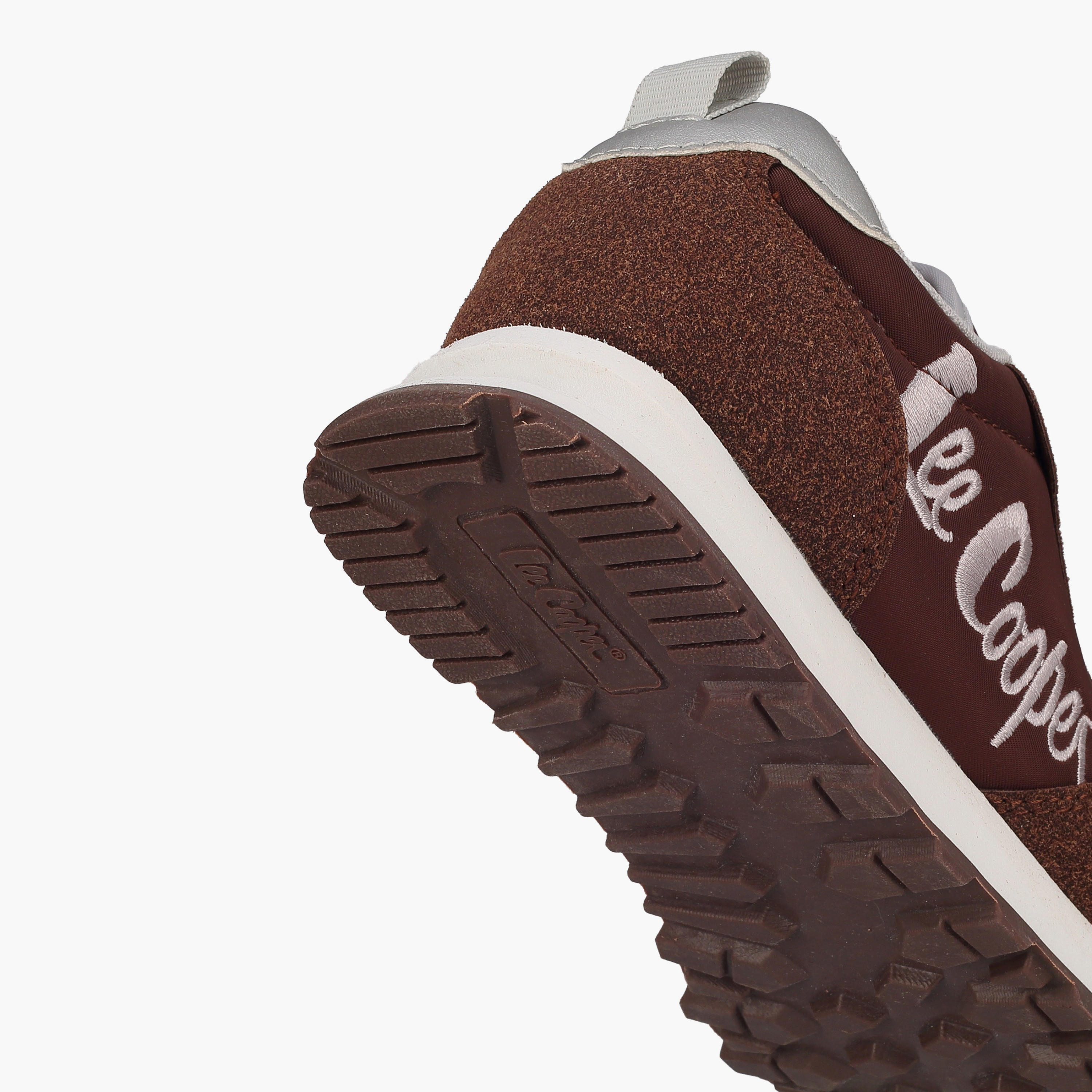 حذاء سنيكرز متعدد التصاميم بطول الكاحل ورباط إغلاق للبنات من لي كوبر-girls-shoes-sneakers-image-5