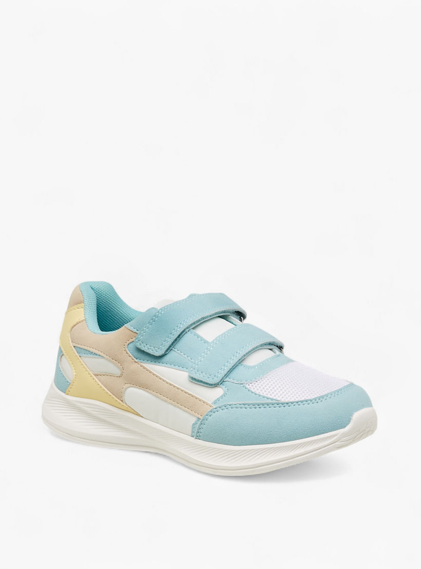 حذاء سنيكرز بقوالب ملونة وشريط إغلاق من ليتل ميسي-girls-shoes-sneakers-image-2