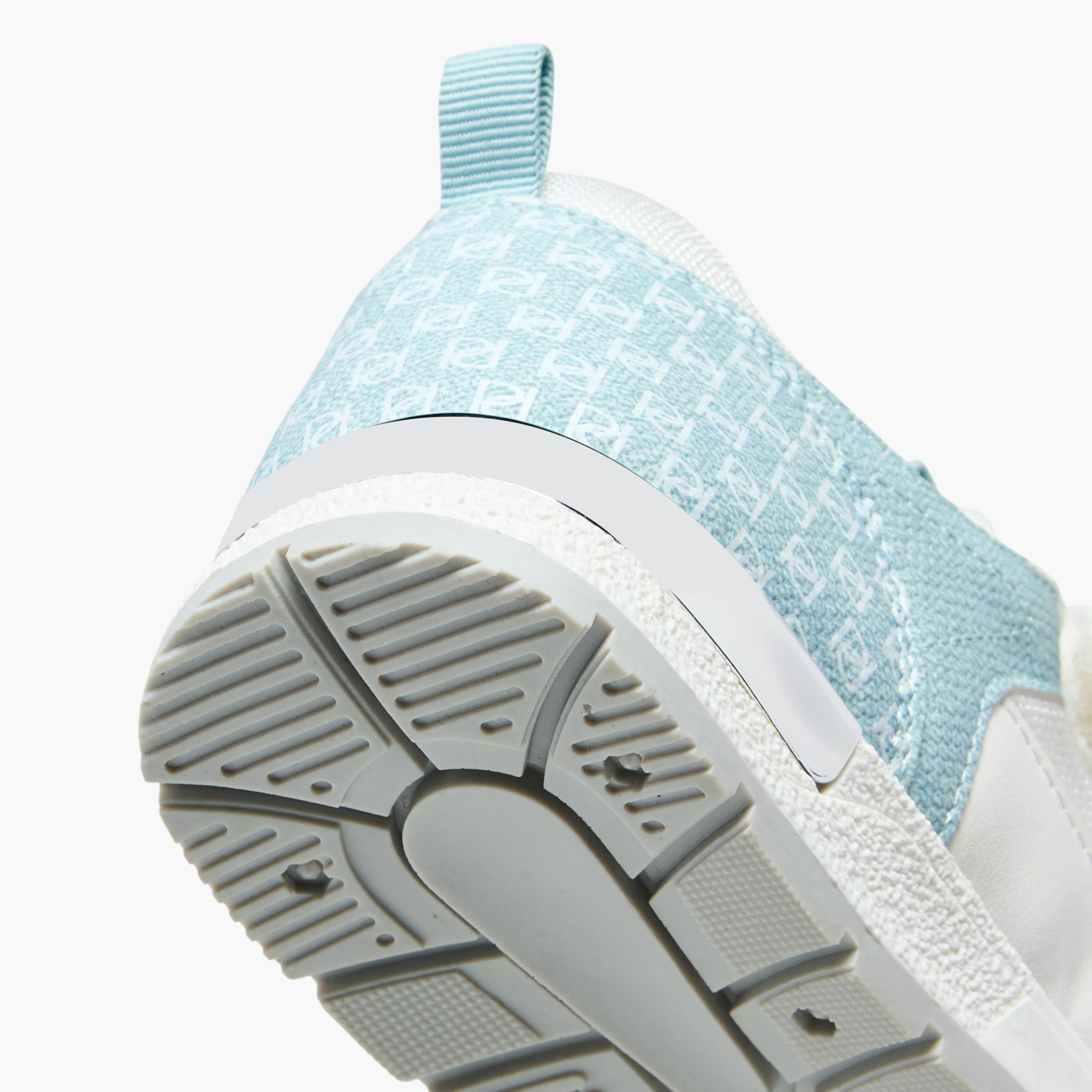 حذاء سنيكرز بطبعات مونوجرام وشريط إغلاق لاصق من بابريكا-girls-shoes-sneakers-image-5