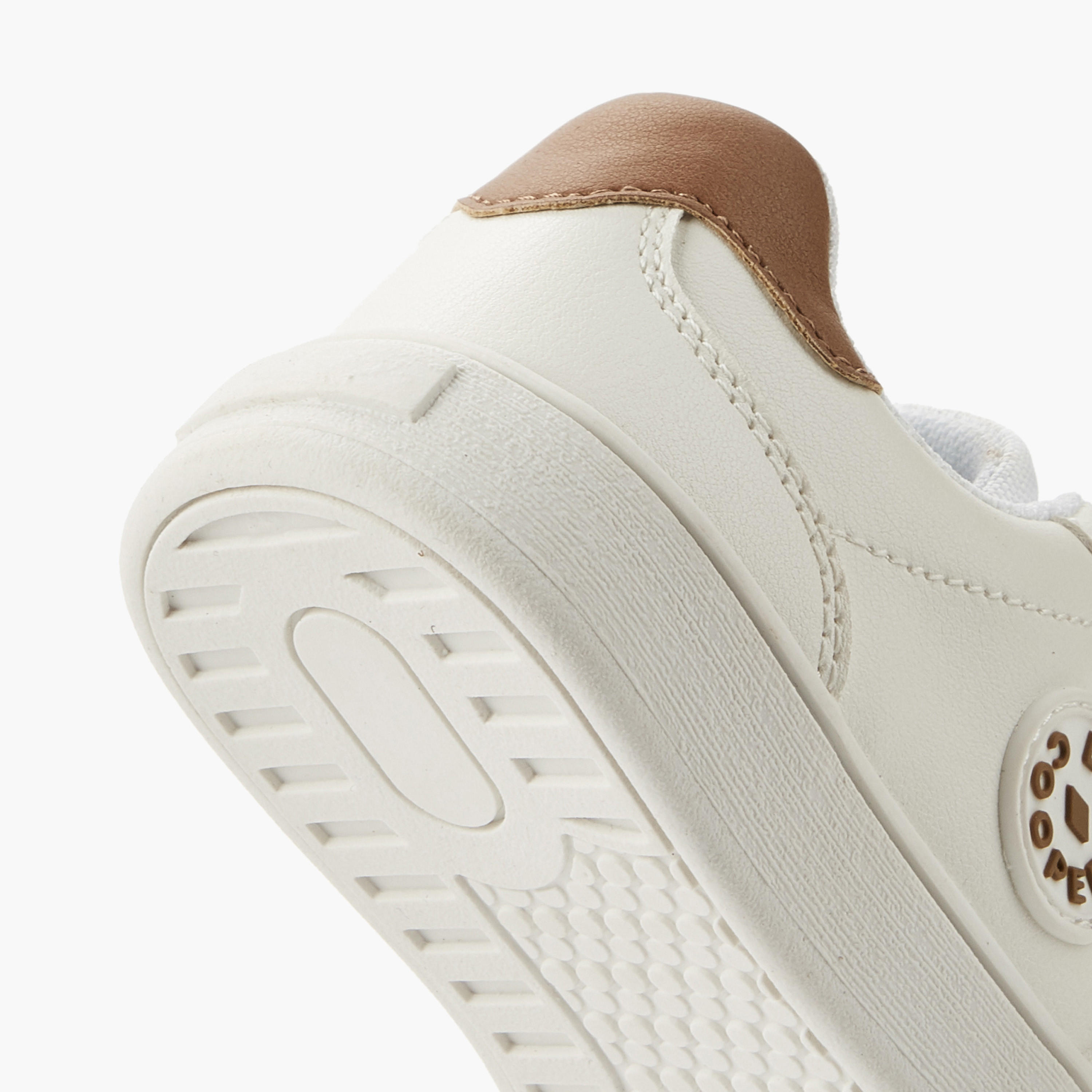 حذاء سنيكرز بشريط إغلاق لاصق للبنات من لي كوبر-girls-shoes-sneakers-image-5