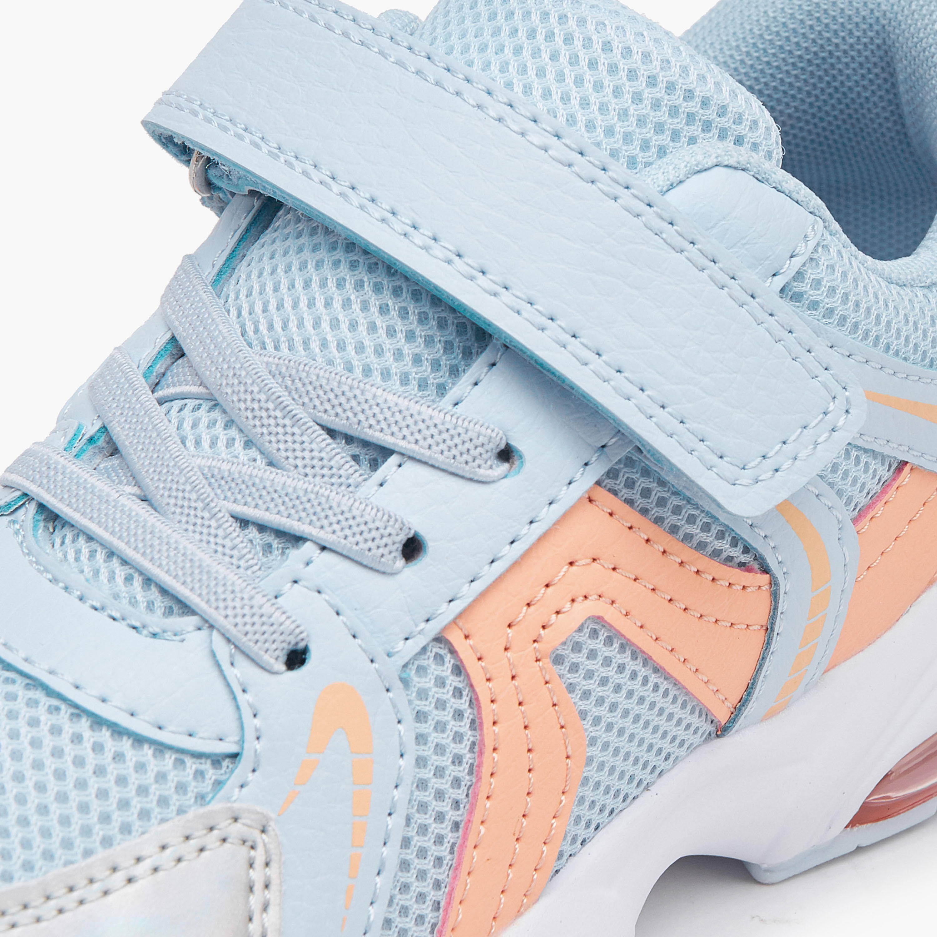 حذاء سنيكرز بشريط إغلاق لاصق للبنات من ليتل ميسي-girls-shoes-sneakers-image-4