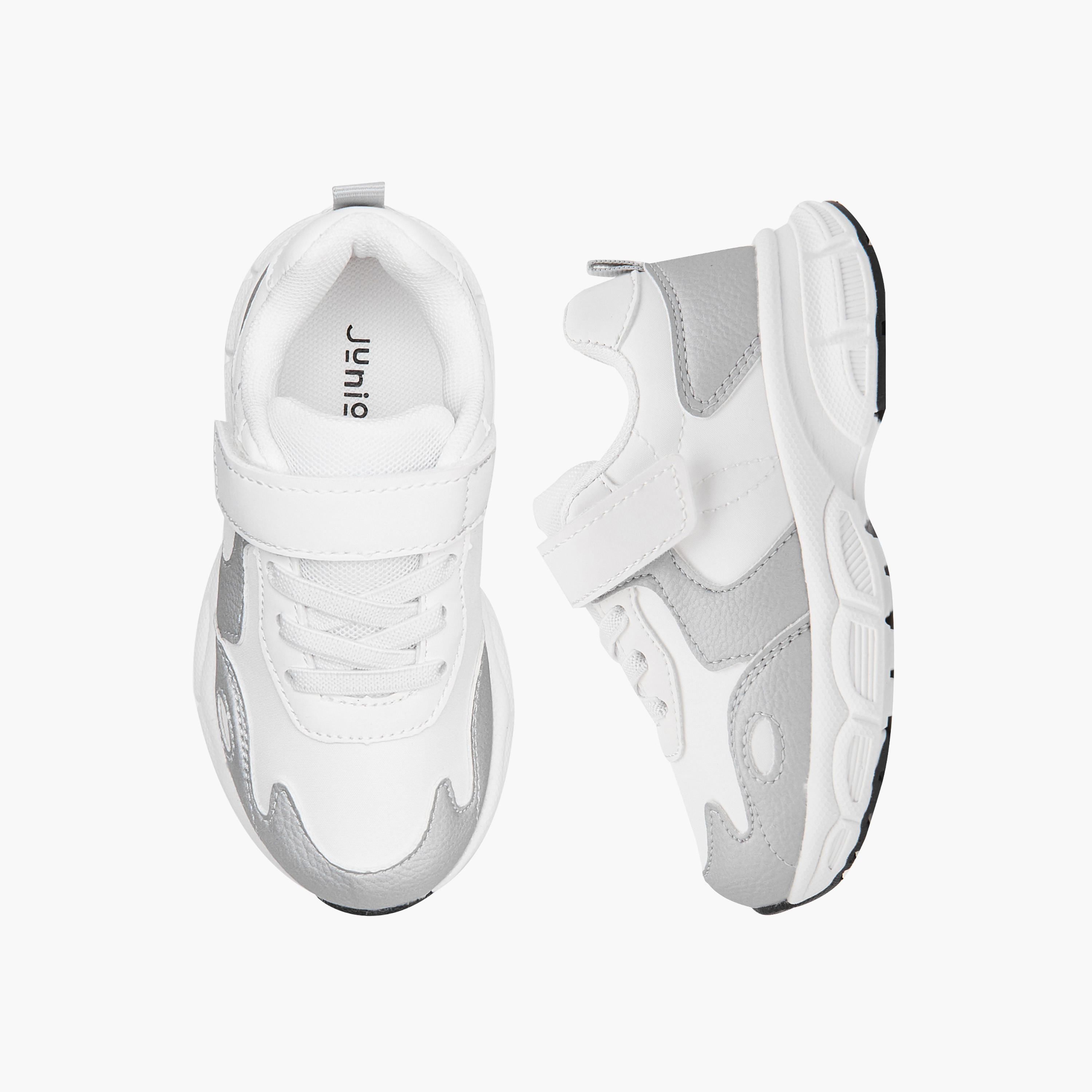 حذاء سنيكرز بشريط إغلاق لاصق للبنات من جونيورز-girls-shoes-sneakers-image-1