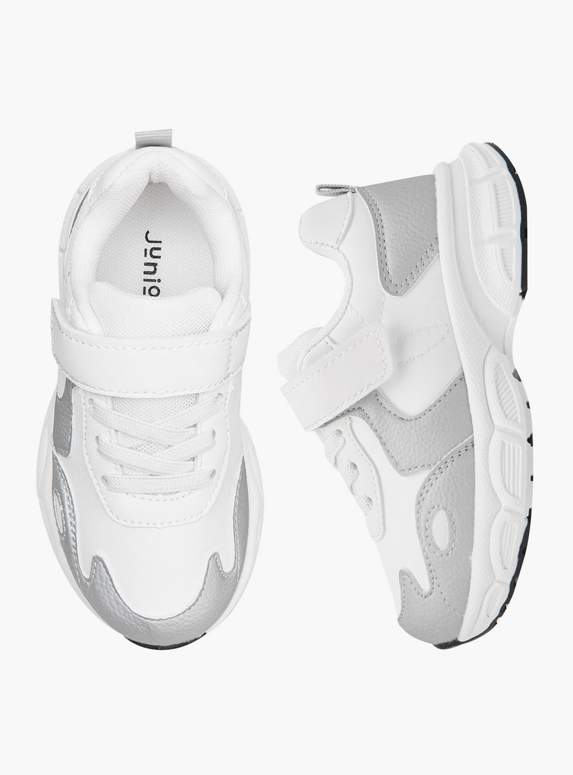 حذاء سنيكرز بشريط إغلاق لاصق للبنات من جونيورز-girls-shoes-sneakers-image-1