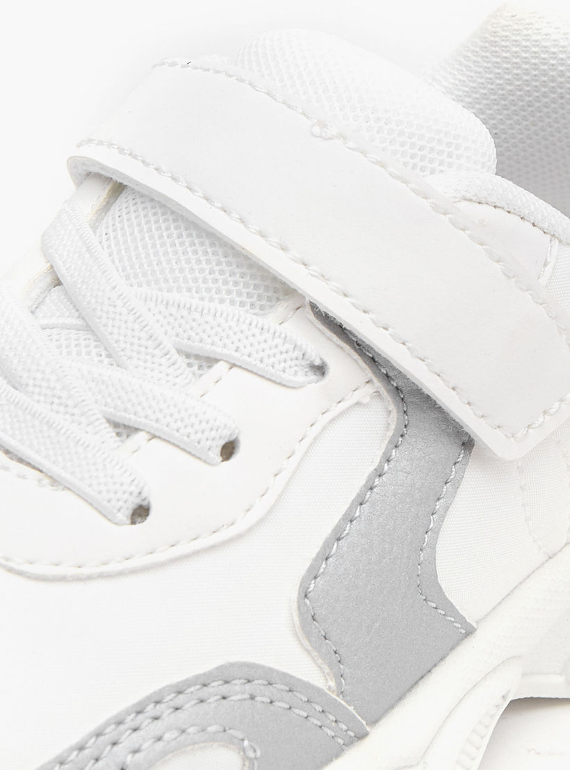 حذاء سنيكرز بشريط إغلاق لاصق للبنات من جونيورز-girls-shoes-sneakers-image-4