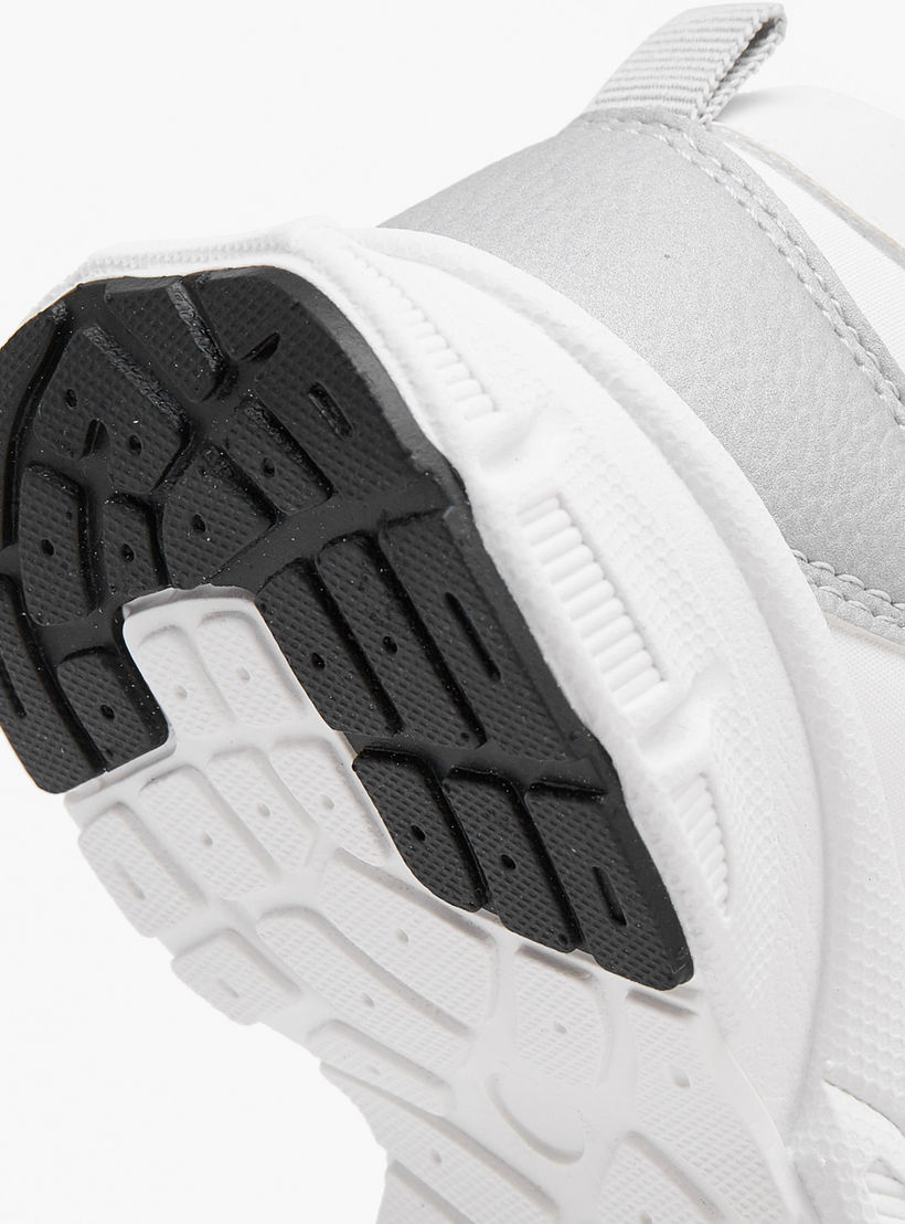 حذاء سنيكرز بشريط إغلاق لاصق للبنات من جونيورز-girls-shoes-sneakers-image-5