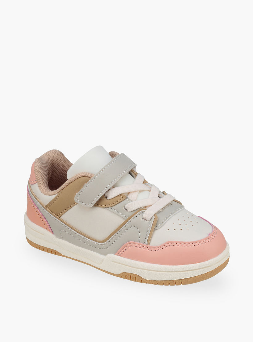 حذاء سنيكرز بشريط إغلاق لاصق للبنات من فلورا بيلا-girls-shoes-sneakers-image-2