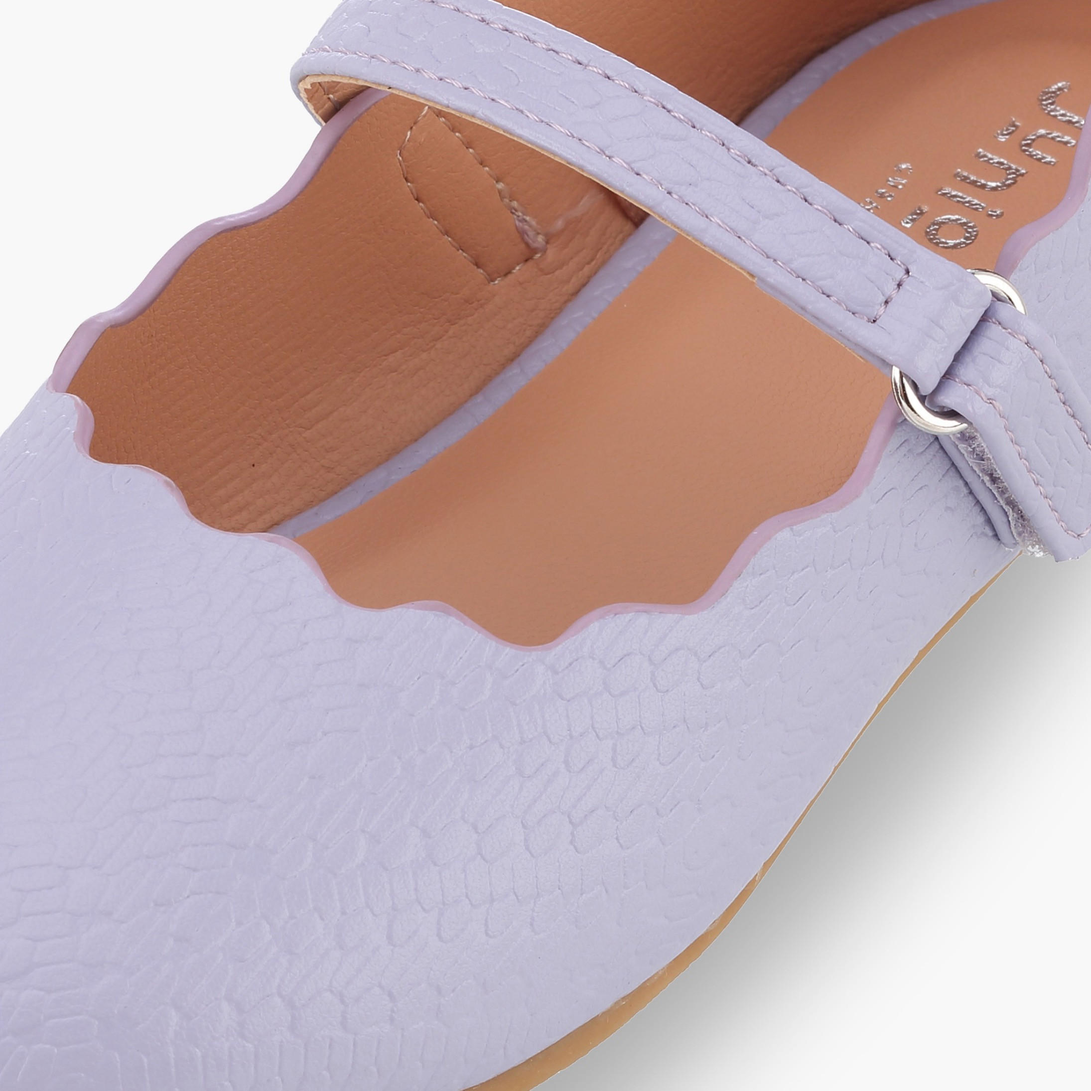 Juniors Girls Textured Mary Jane Shoes with Scalloped Trim-girls-shoes-maryjanes-image-6