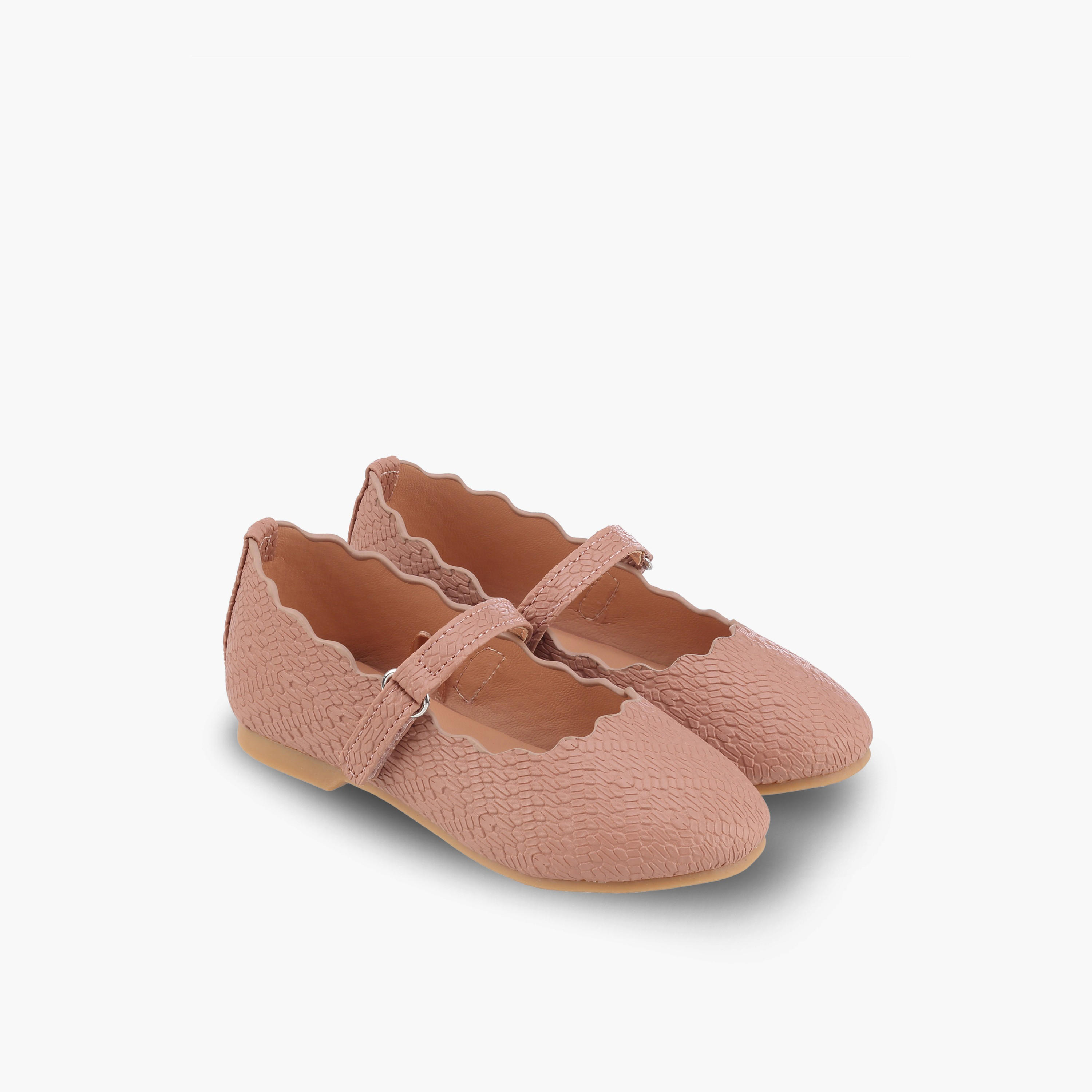 Juniors Girls Textured Mary Jane Shoes with Scalloped Trim-girls-shoes-maryjanes-image-1