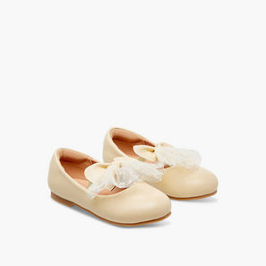 Juniors Bow Accent Slip-On Ballerina Shoes with Elastic Strap-girls-shoes-maryjanes-image-1