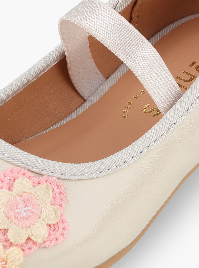 حذاء باليرينا بزينة زهور للبنات من جونيورز-girls-shoes-ballerinas-image-6