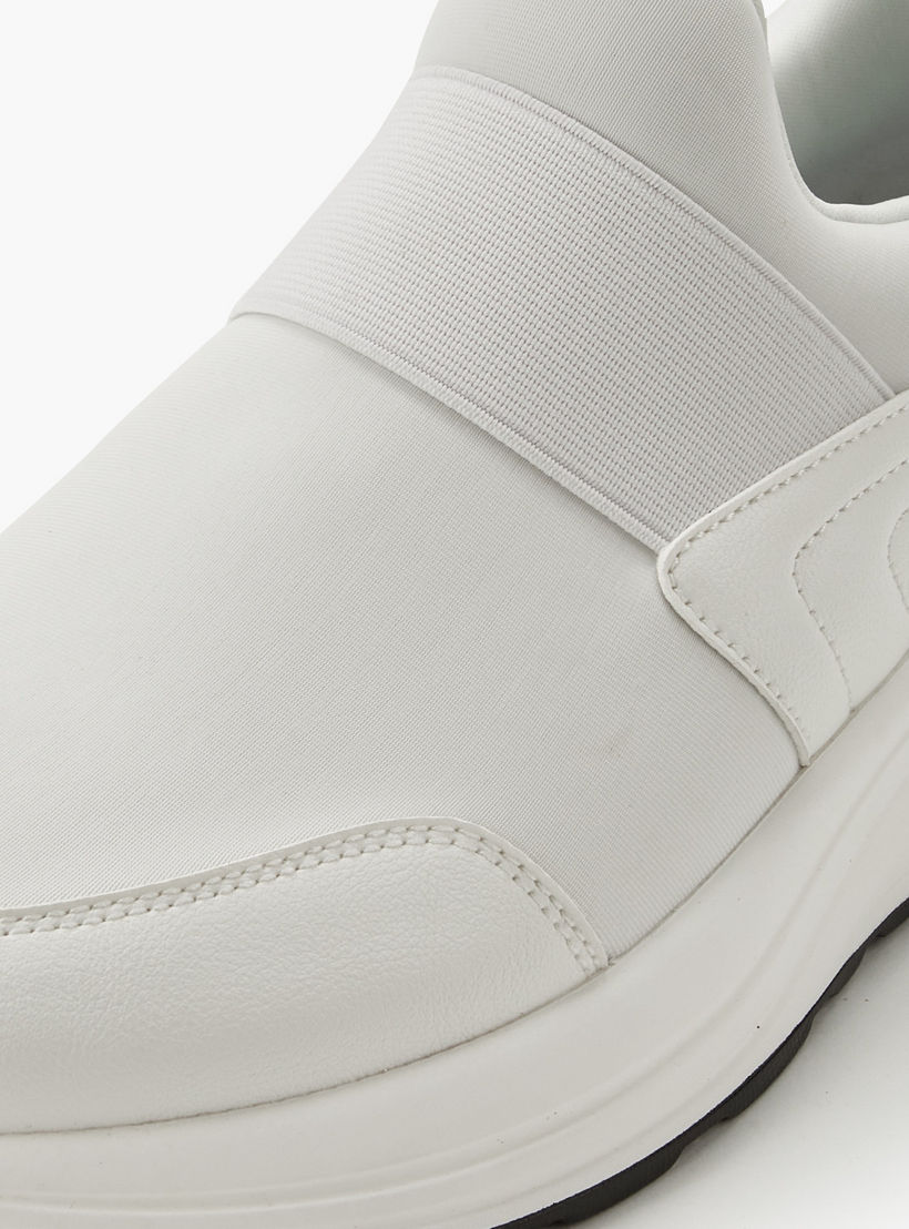 Lee Cooper Men Panelled Slip-On Sneakers-men-shoes-sneakers-image-4