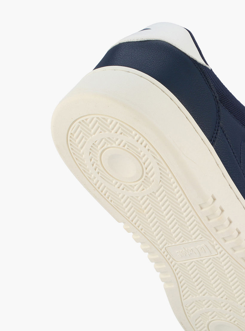 حذاء سنيكرز بطول الكاحل ورباط إغلاق للرجال من لي كوبر-men-shoes-sneakers-image-5