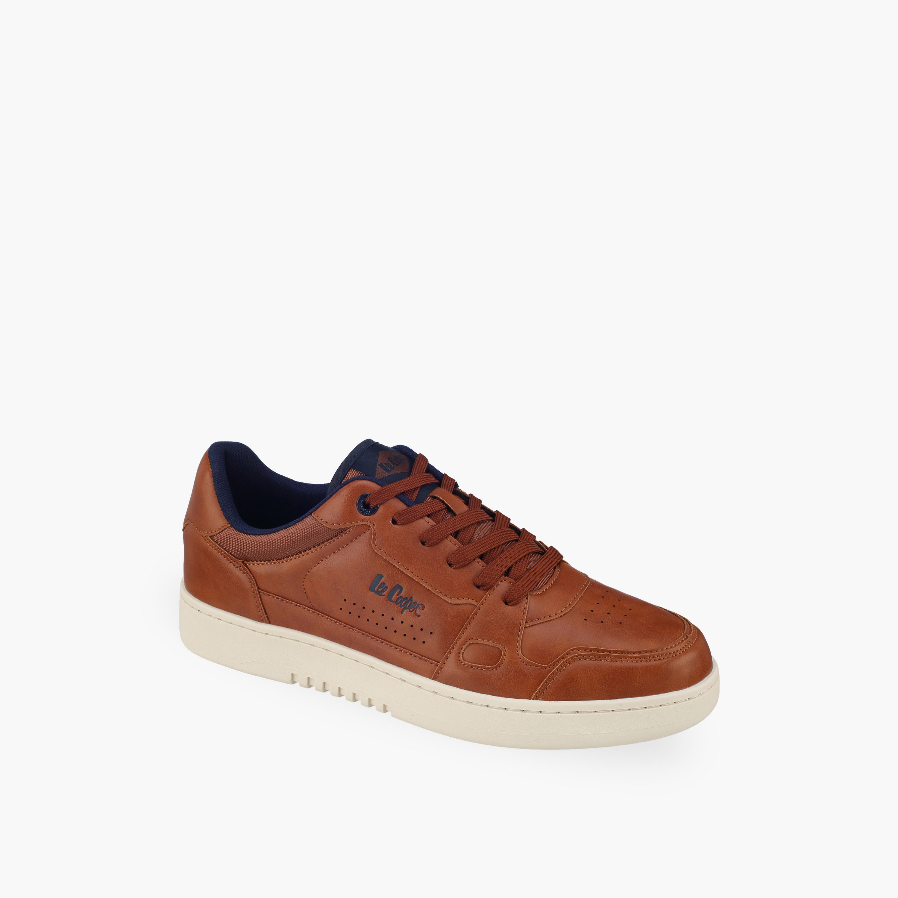 حذاء سنيكرز بطول الكاحل ورباط إغلاق للرجال من لي كوبر-men-shoes-sneakers-image-2