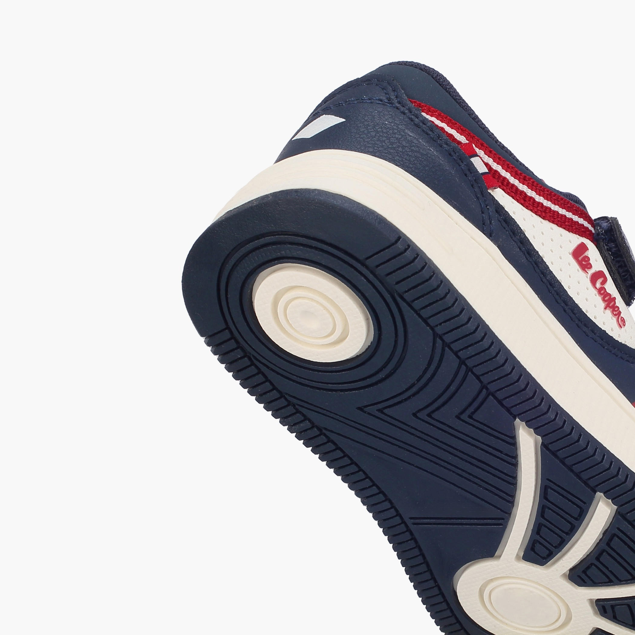 حذاء سنيكرز بشريط إغلاق لاصق للأولاد من لي كوبر-boys-shoes-sneakers-image-5