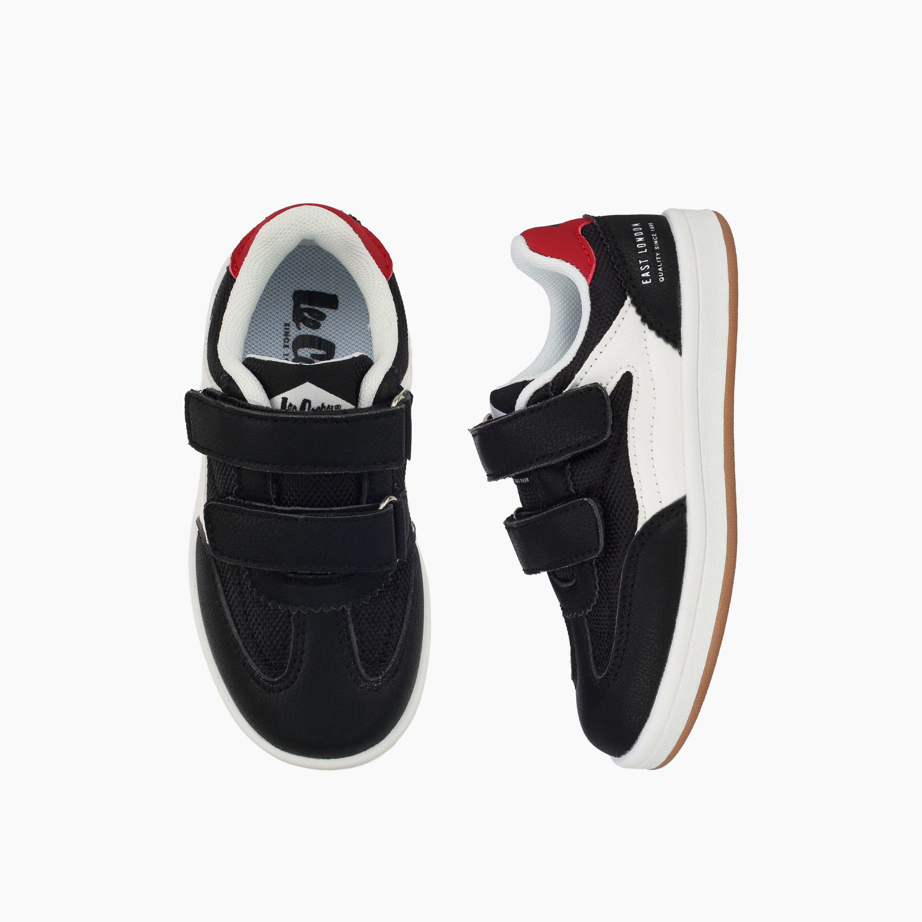 حذاء للأولاد بشريط لاصق مريح من لي كوبر-boys-shoes-sneakers-image-1