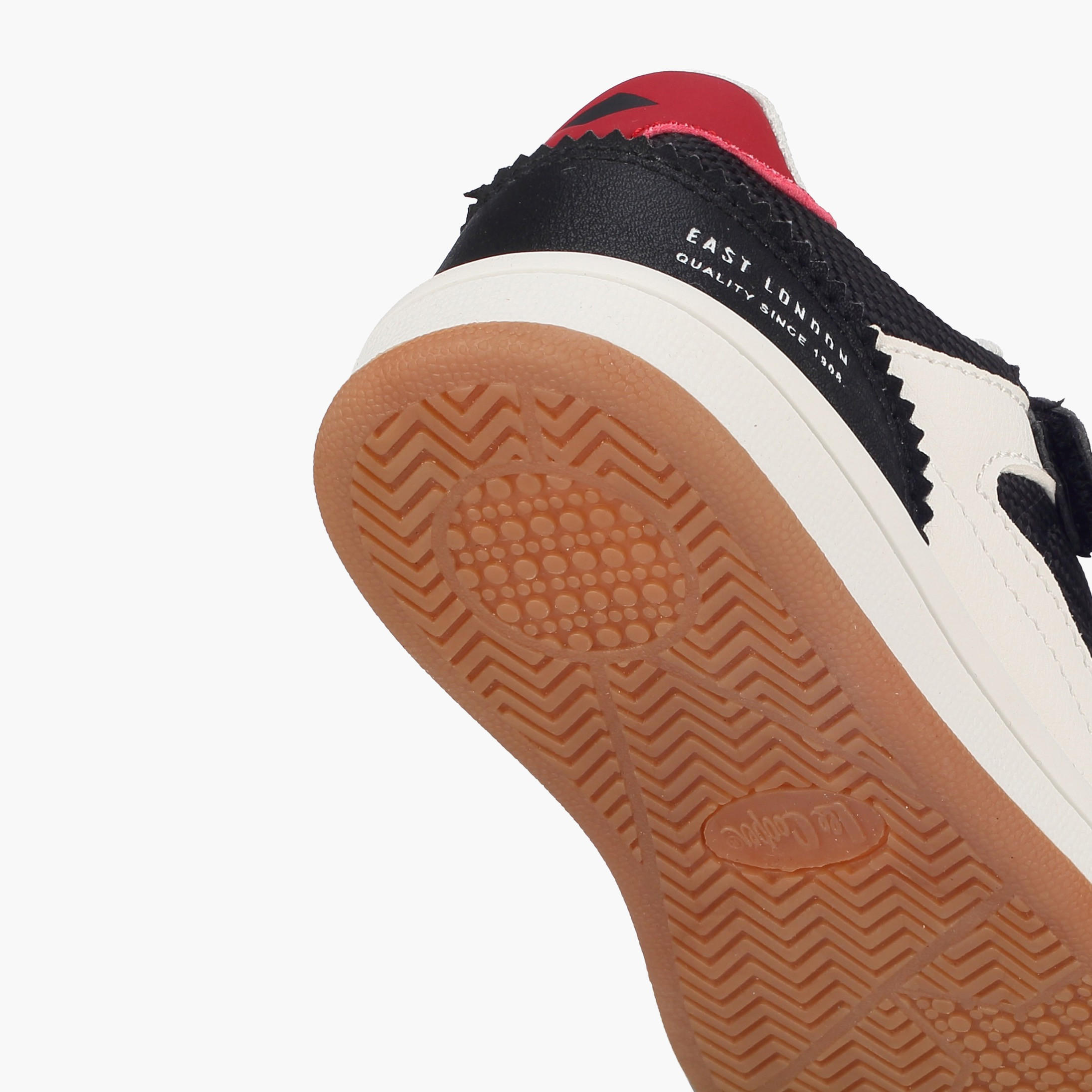 حذاء للأولاد بشريط لاصق مريح من لي كوبر-boys-shoes-sneakers-image-5