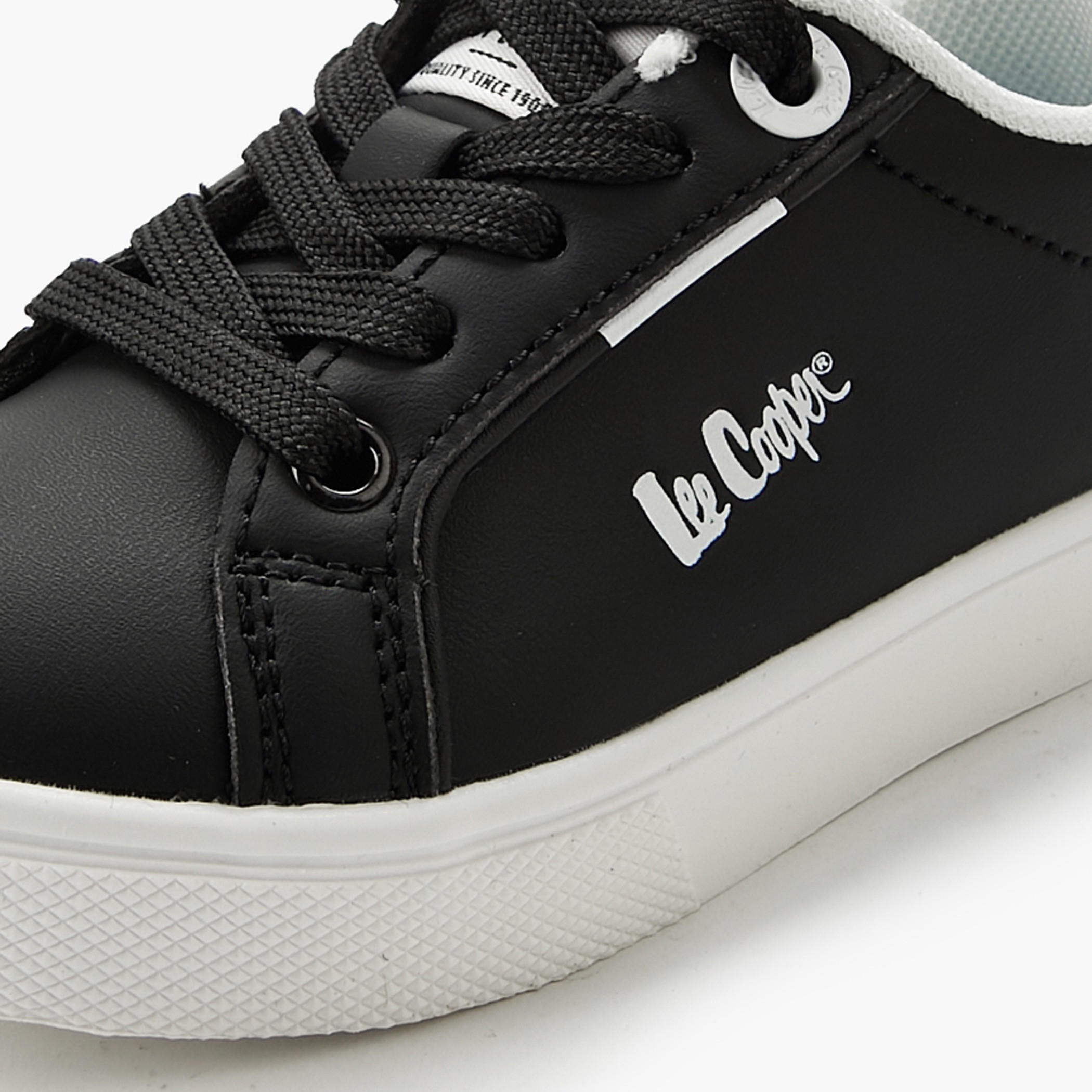 حذاء سنيكرز طول الكاحل برباط إغلاق للأولاد من لي كوبر-boys-shoes-sneakers-image-4