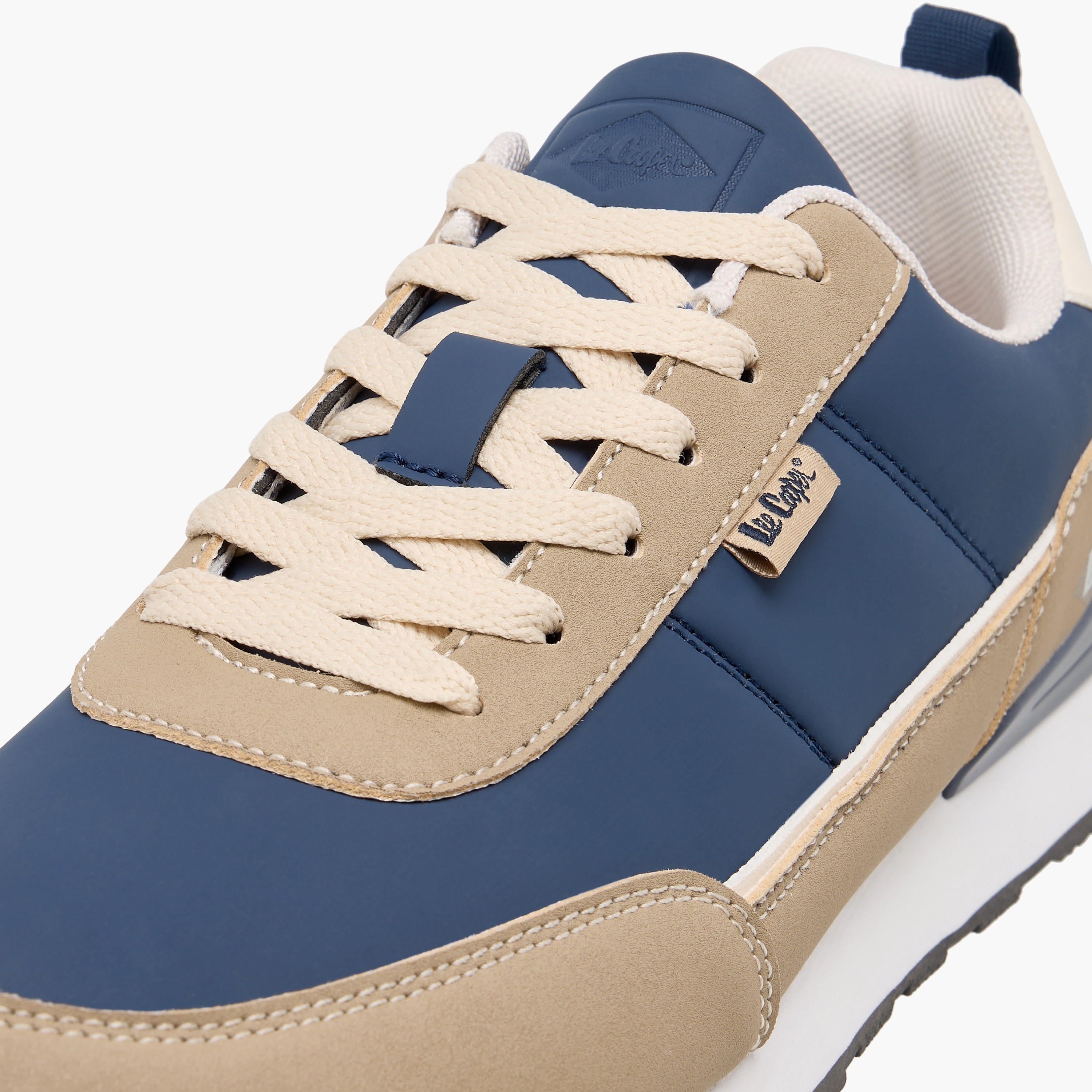 حذاء سنيكرز بقوالب ملونة ورباط إغلاق للرجال من لي كوبر-men-shoes-sneakers-image-4