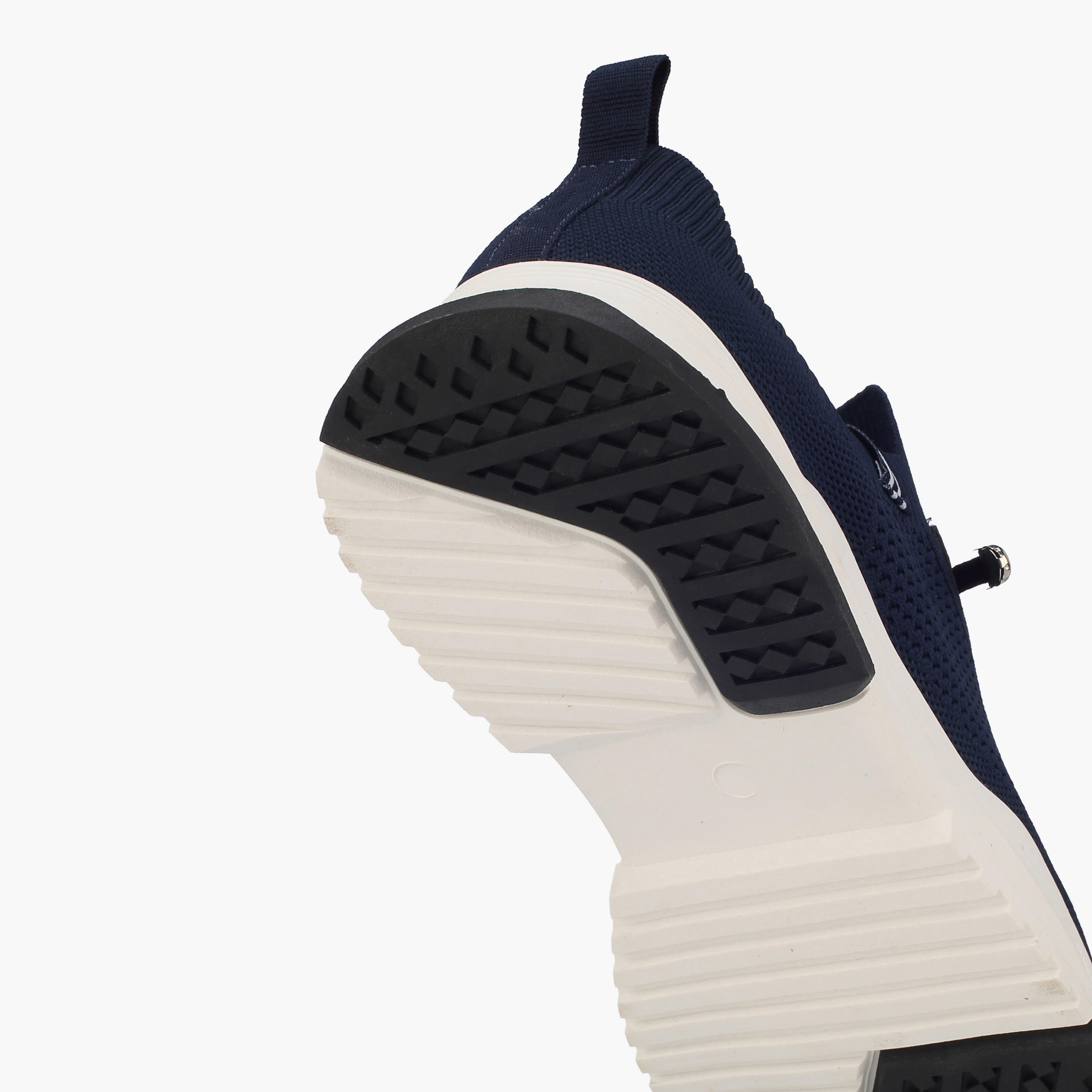 حذاء سنيكرز للكاحل برباط إغلاق للرجال من إل بي إل من شو إكسبريس-men-shoes-sneakers-image-5
