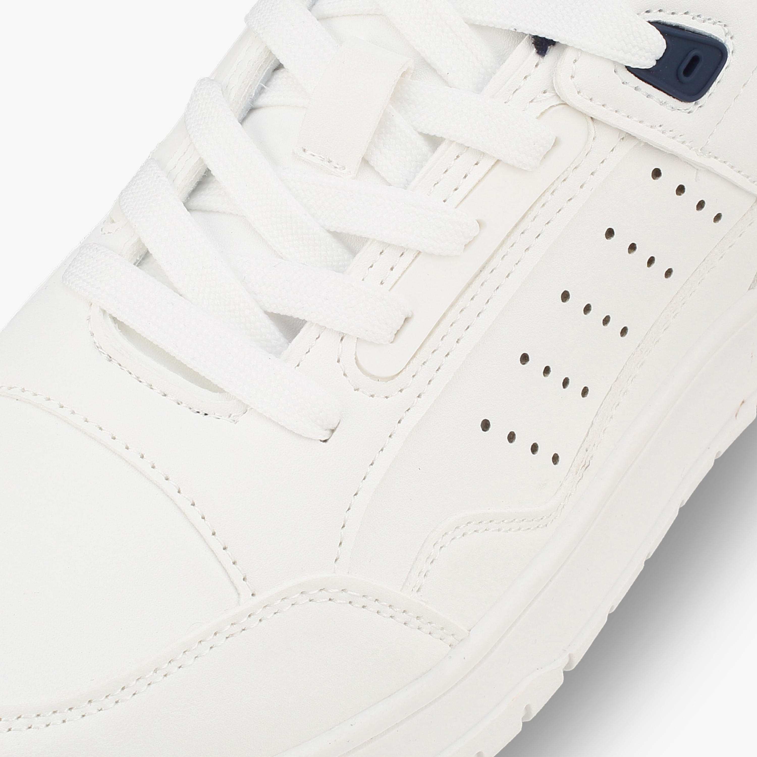 حذاء سنيكرز طول الكاحل برباط للرجال من أل بي أل من شو إكسبريس-men-shoes-sneakers-image-4